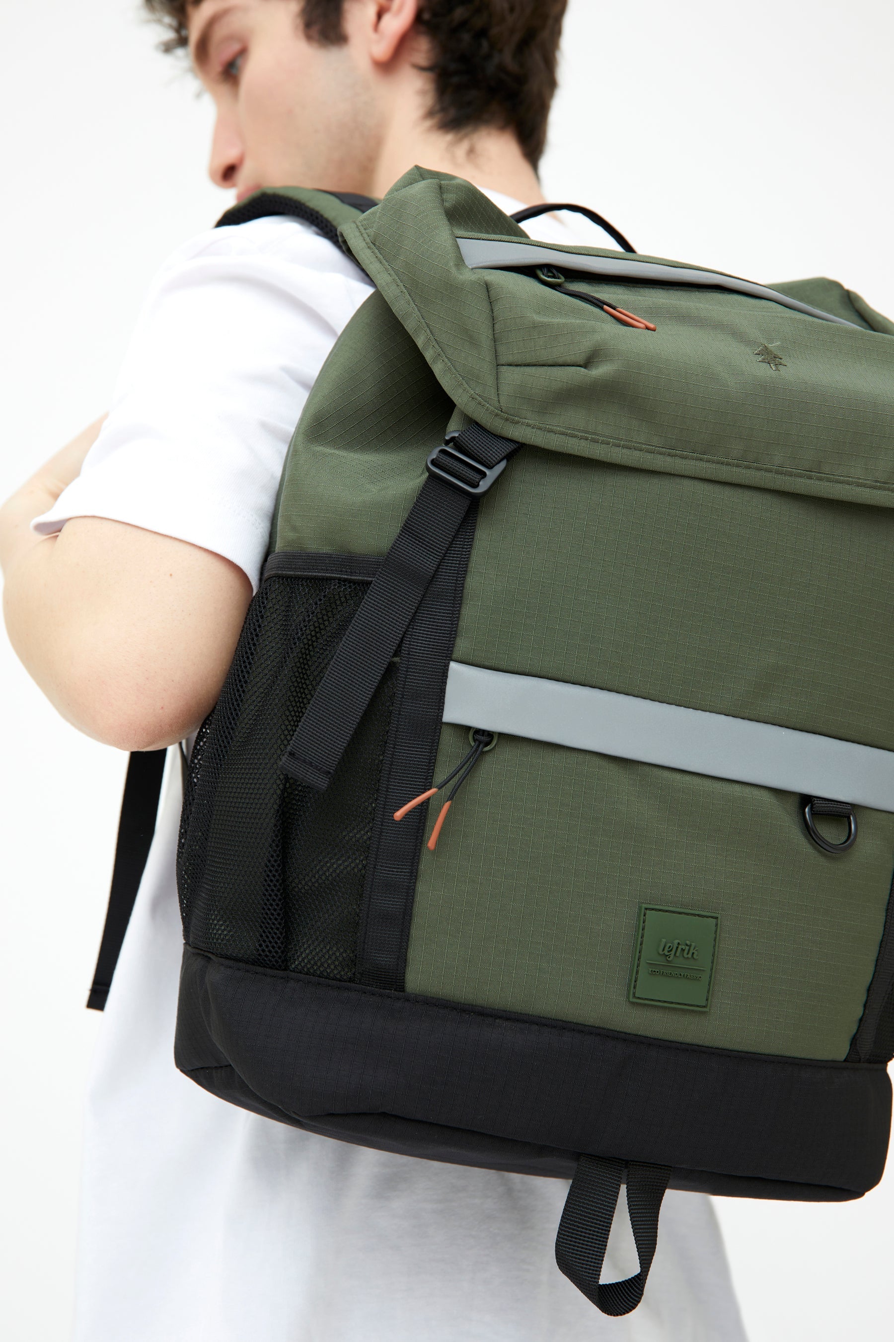 Grüner Rucksack Mountain Vandra aus recyceltem PET von Lefrik