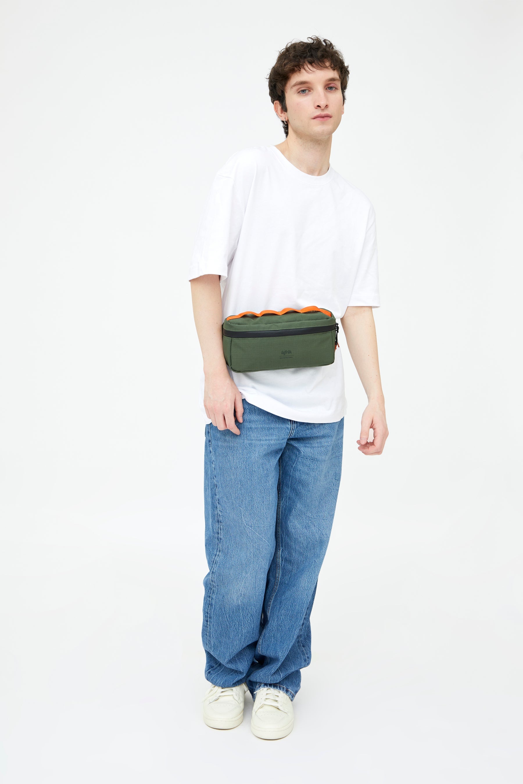 Green Vandra shoulder bag made from recycled PET from Lefrik