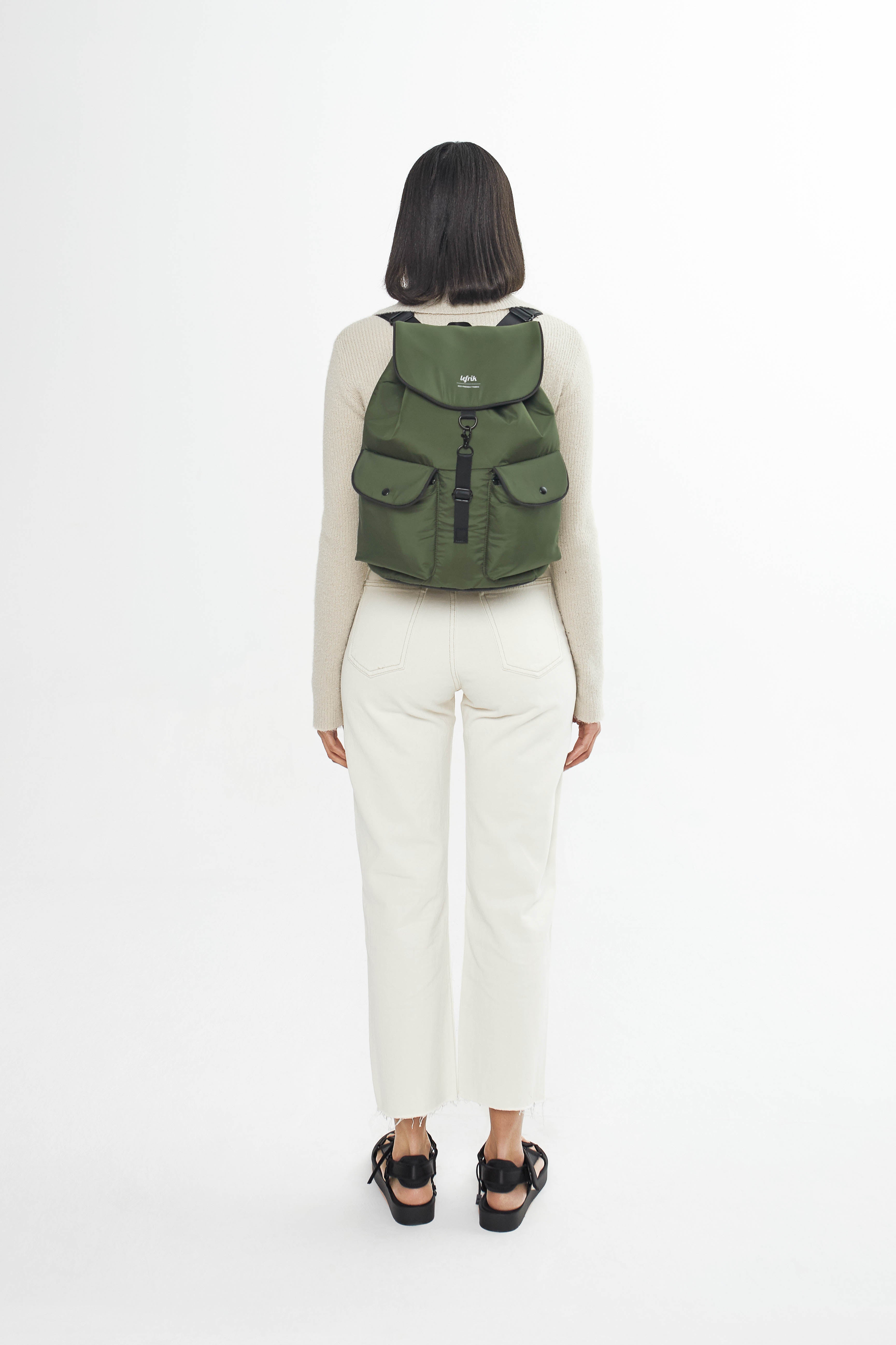 Tech Knapsack (17)