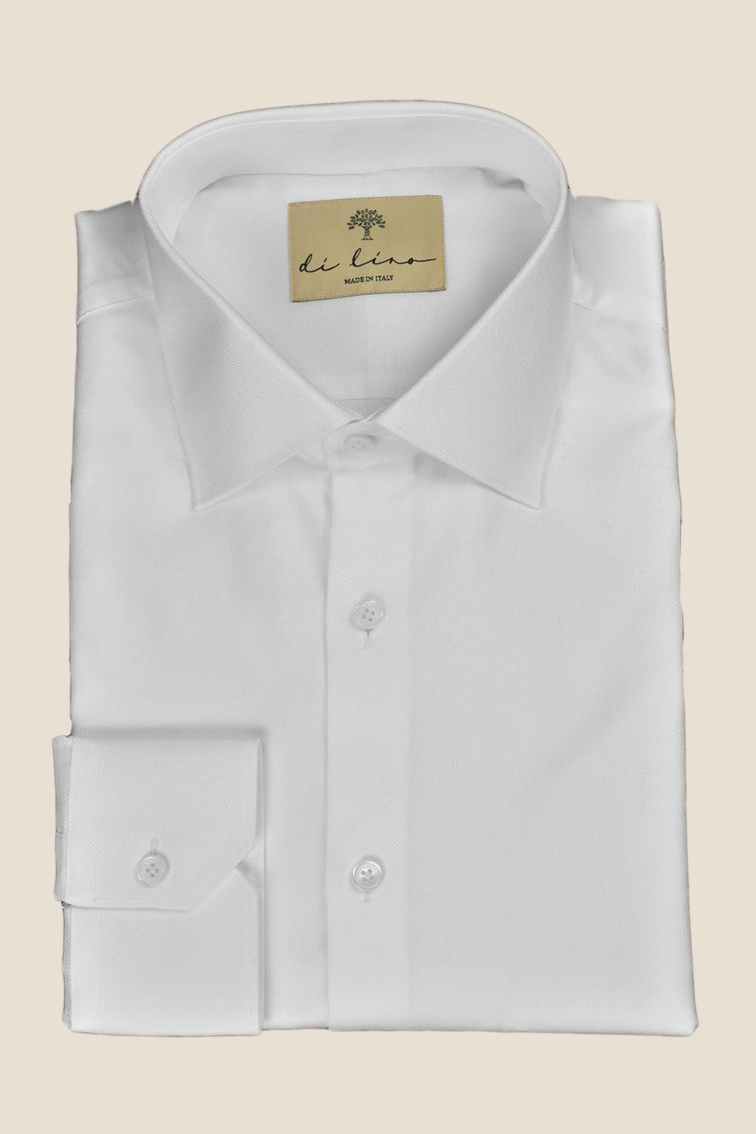 Weisses, leicht strukturiertes Business - Hemd aus Bio - Baumwolle mit klassischem Haifischkragen - Made to order