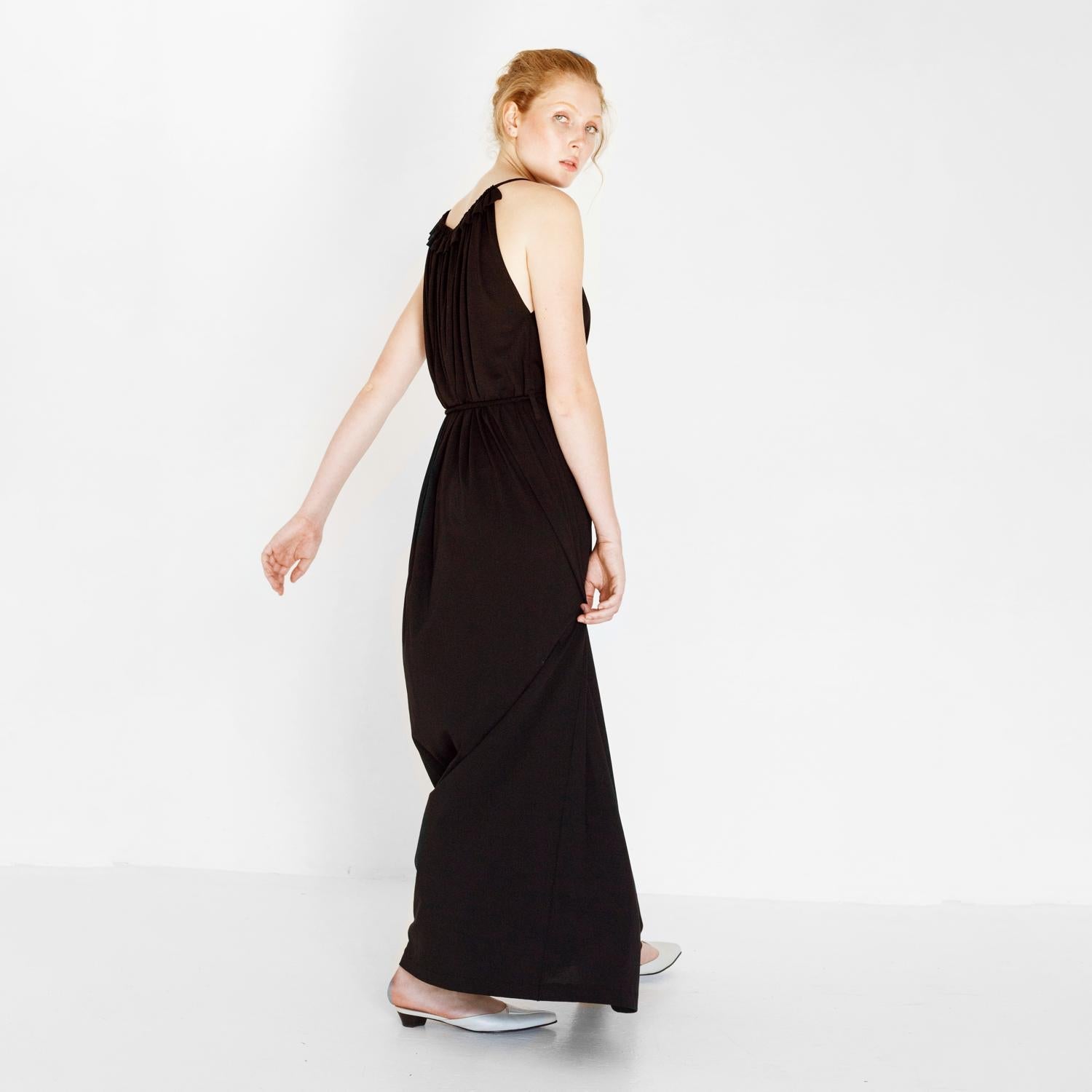 Elegant jersey dress in black made from organic cotton