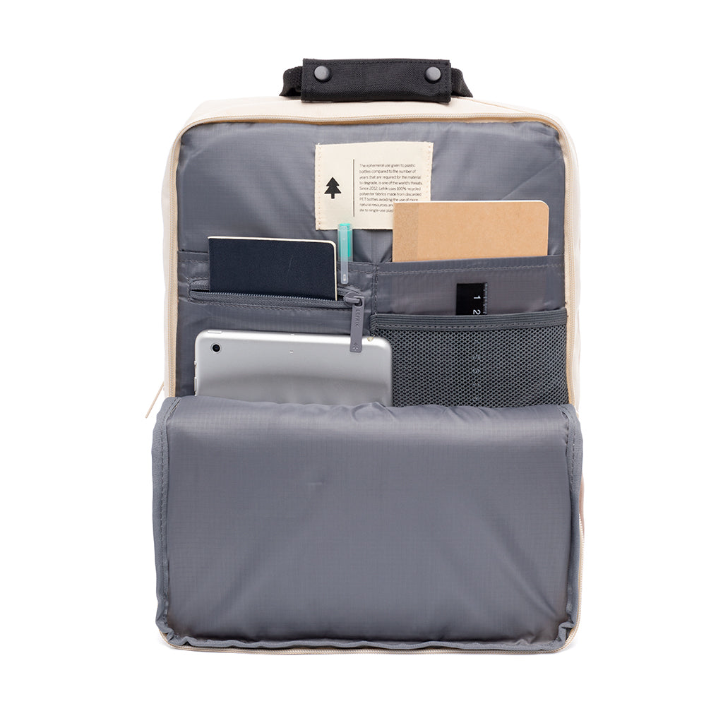 Beiger Rucksack Smart Daily aus recyceltem PET von Lefrik