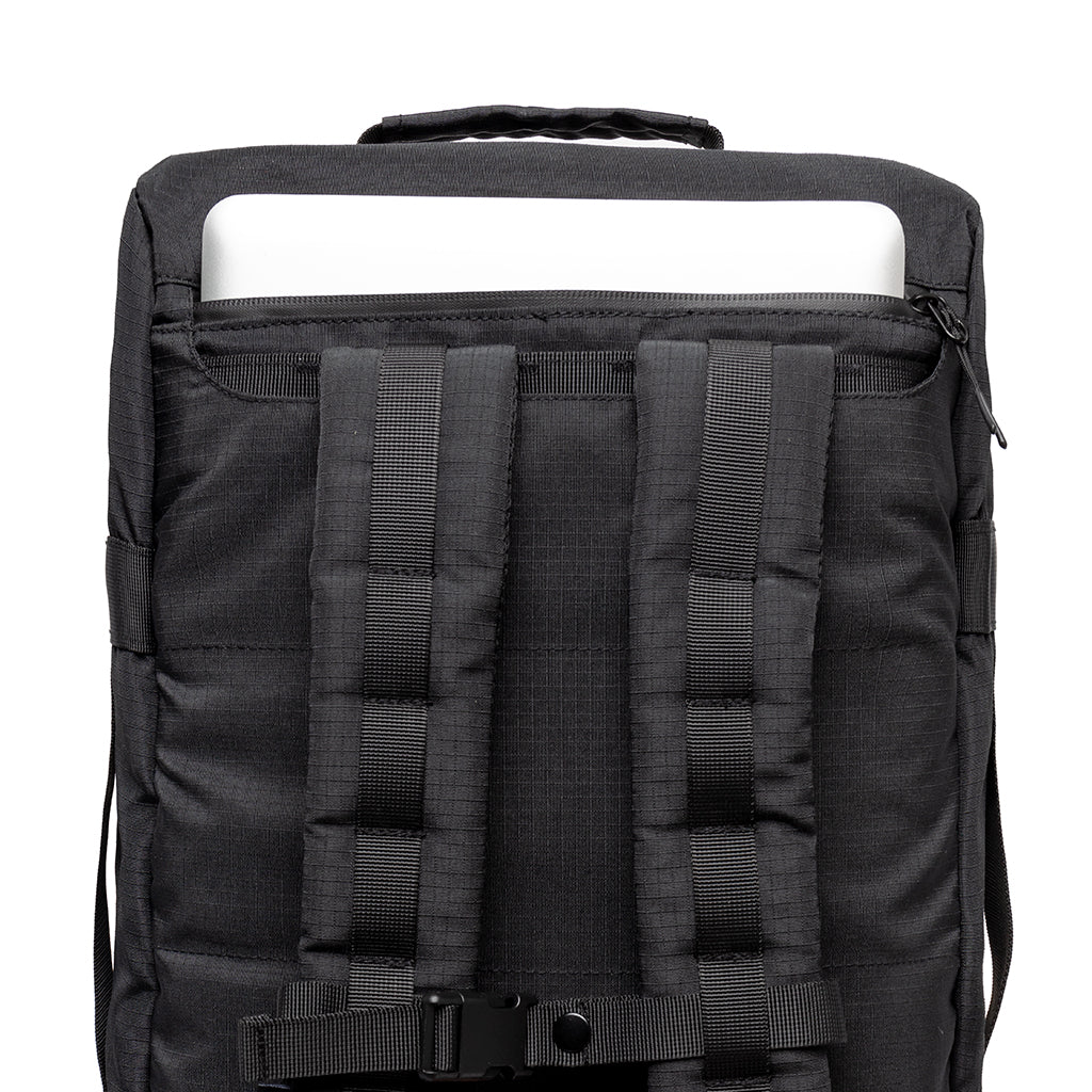 Black Wanderer Vandra travel backpack made from recycled PET from Lefrik