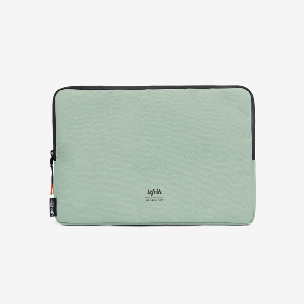 Grüne Laptoptasche Capture Sage aus recyceltem PET von Lefrik