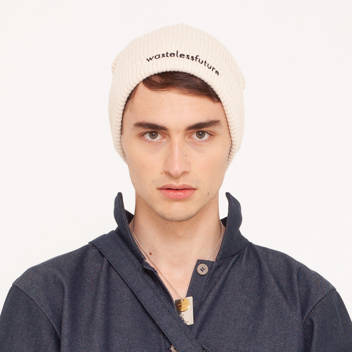 Bonnet brodé en coton bio