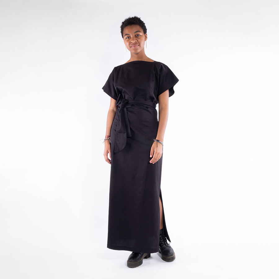 Langes schwarzes Abendkleid aus Bio-Baumwolle