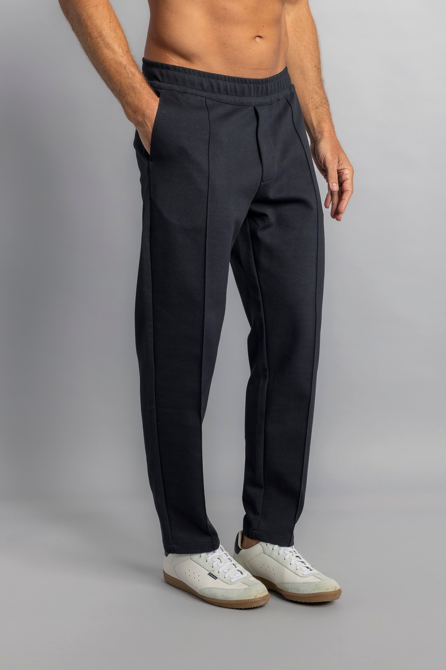 The Casual Pants aus Bio Baumwolle in grau von Dirts