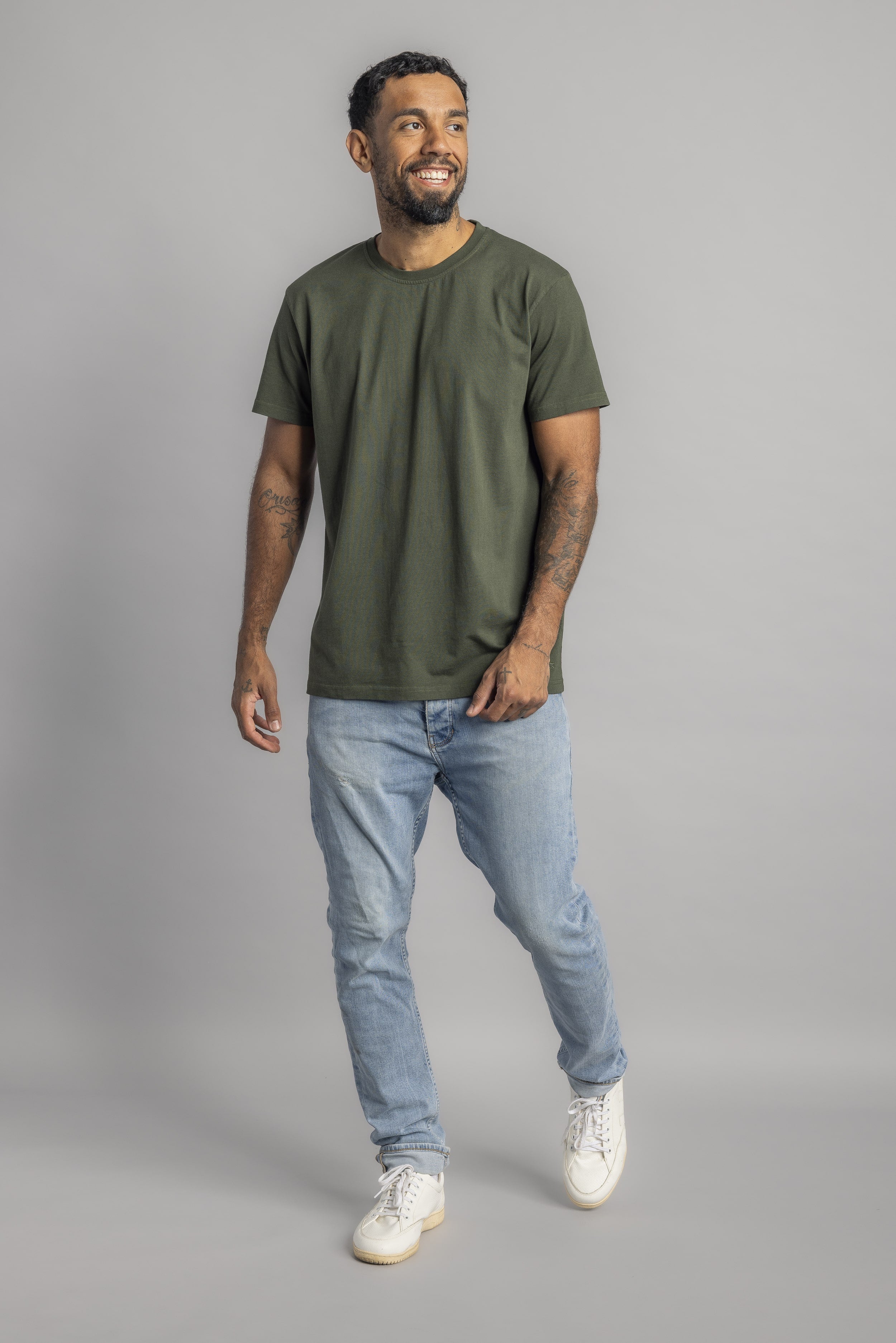 Premium Blank T-Shirt STANDARD