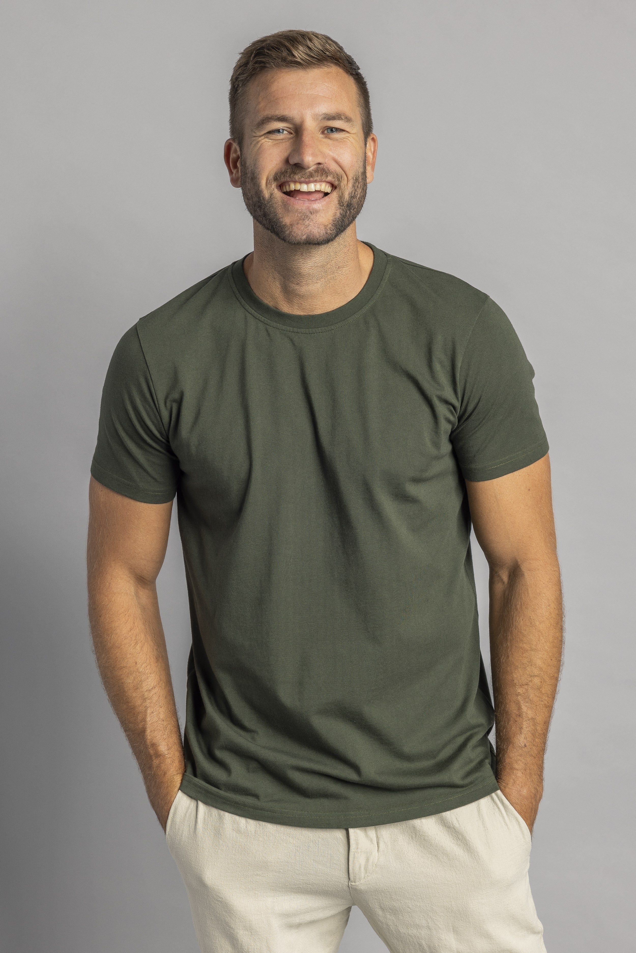 Premium Blank T-Shirt SLIM aus Bio Baumwolle von Dirts