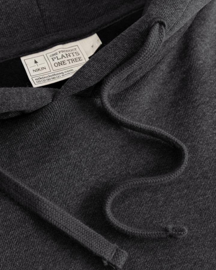 Sweat à capuche noir Tree en coton biologique par Nikin