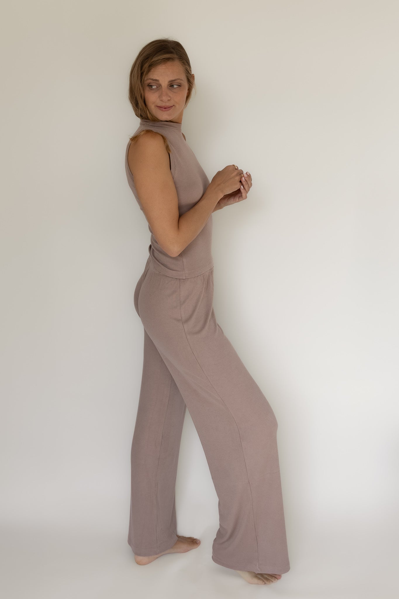Braune Hose Rib aus Modal von Pura Clothing