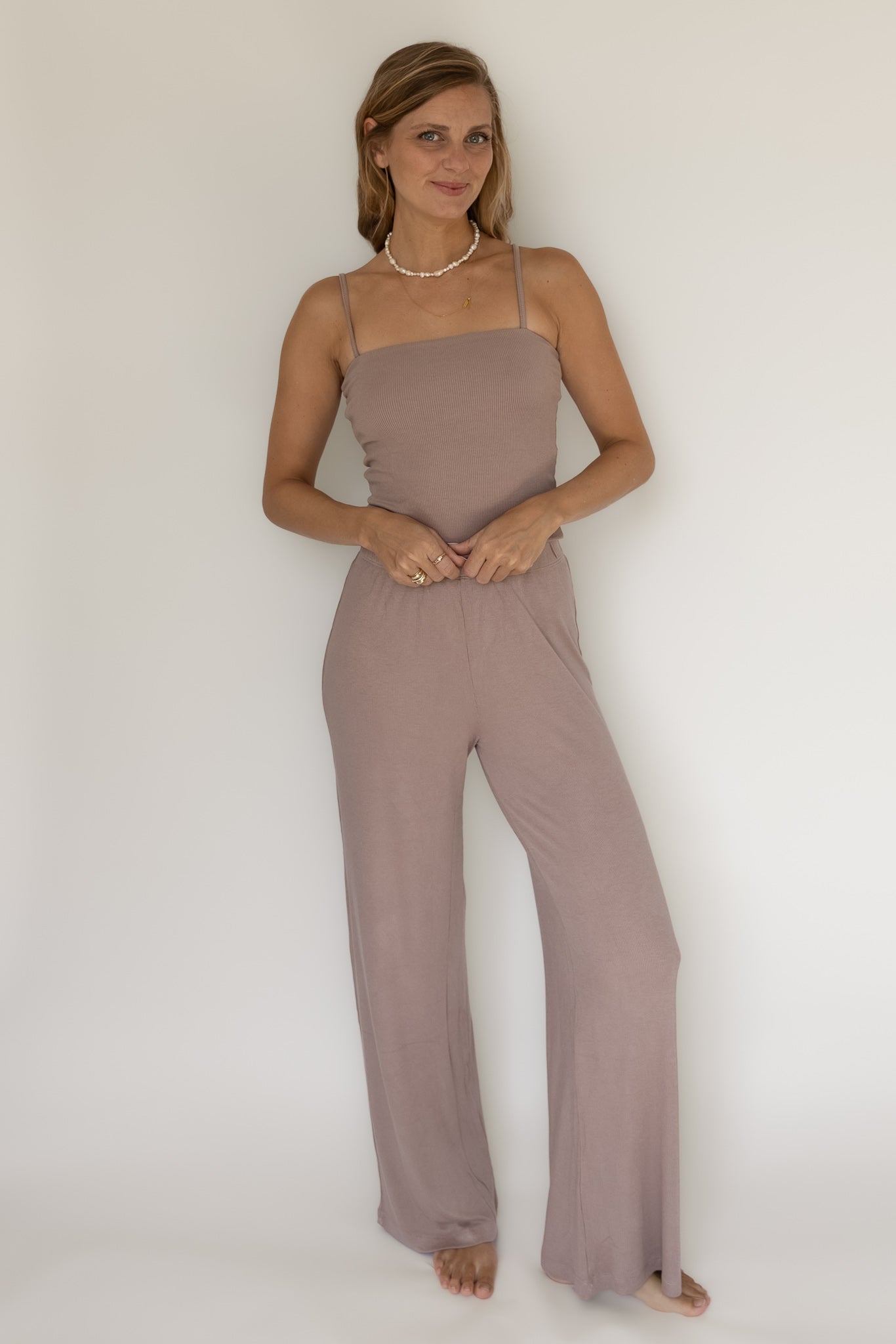 Braune Hose Rib aus Modal von Pura Clothing