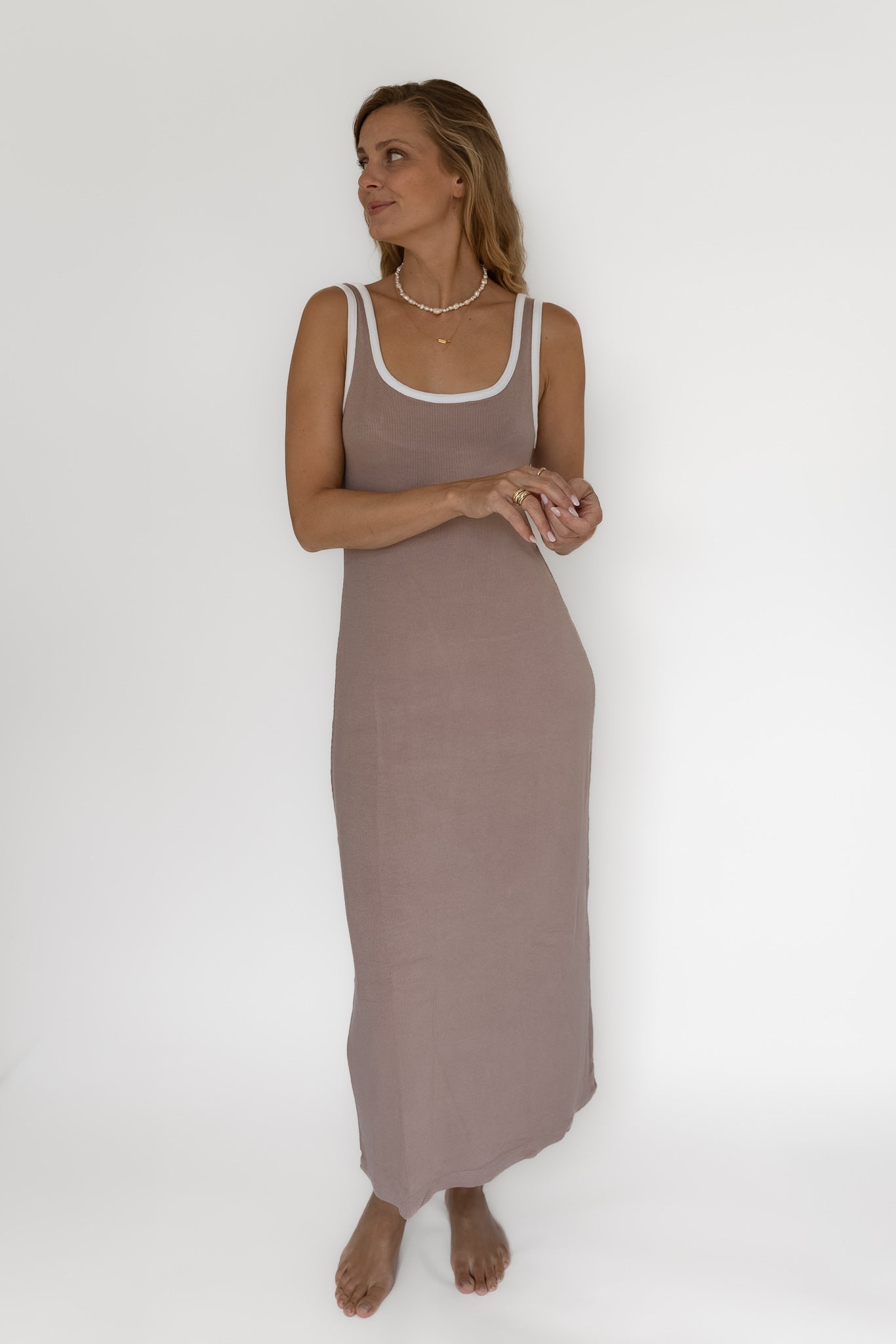 Braunes Kleid MIIA aus Modal von Pura Clothing