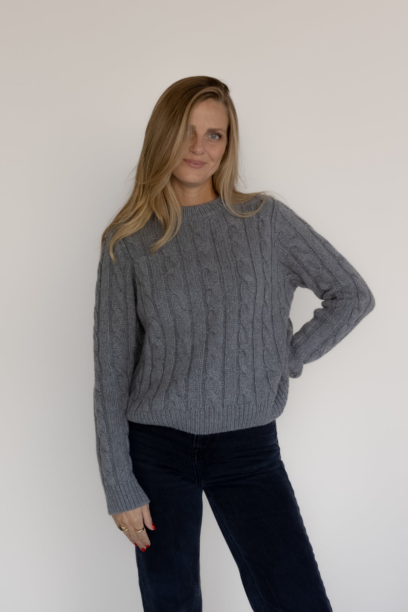 Cable Knit Sweater Cashmere Grey von Pura Clothing