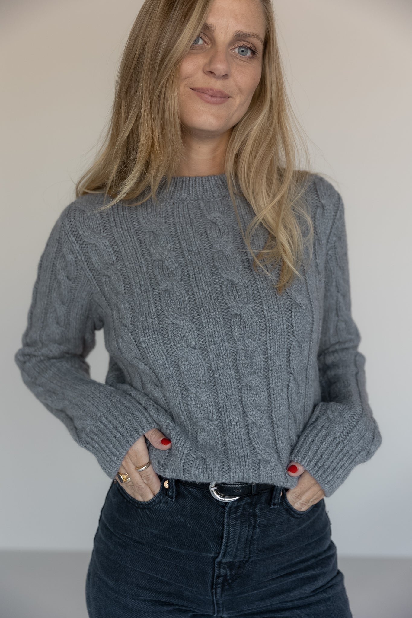 Cable Knit Sweater Cashmere Grey von Pura Clothing