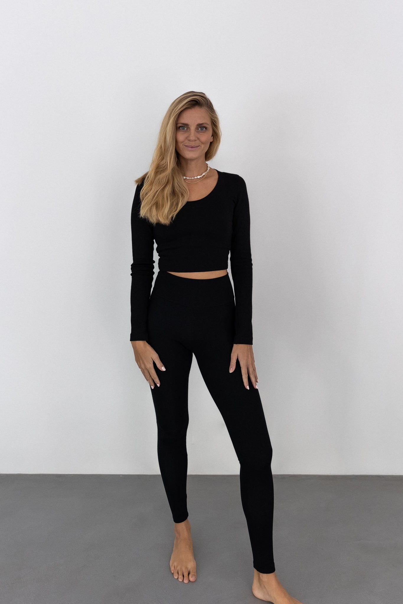 Schwarze Leggings MOLY aus Tencel von PURA Clothing