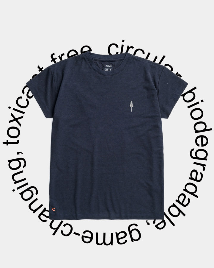 Dunkelblaues T-Shirt TreeShirt Circular aus NaNea von Nikin