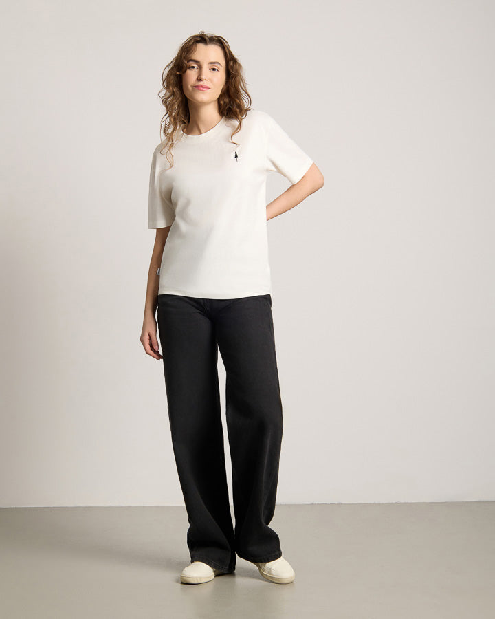 White T-Shirt Tree Nature Calls made of organic cotton by Nikin