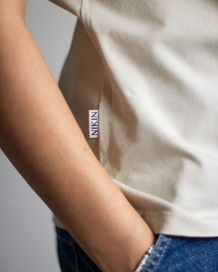 Beiges T-Shirt Tree Anniversary von Nikin