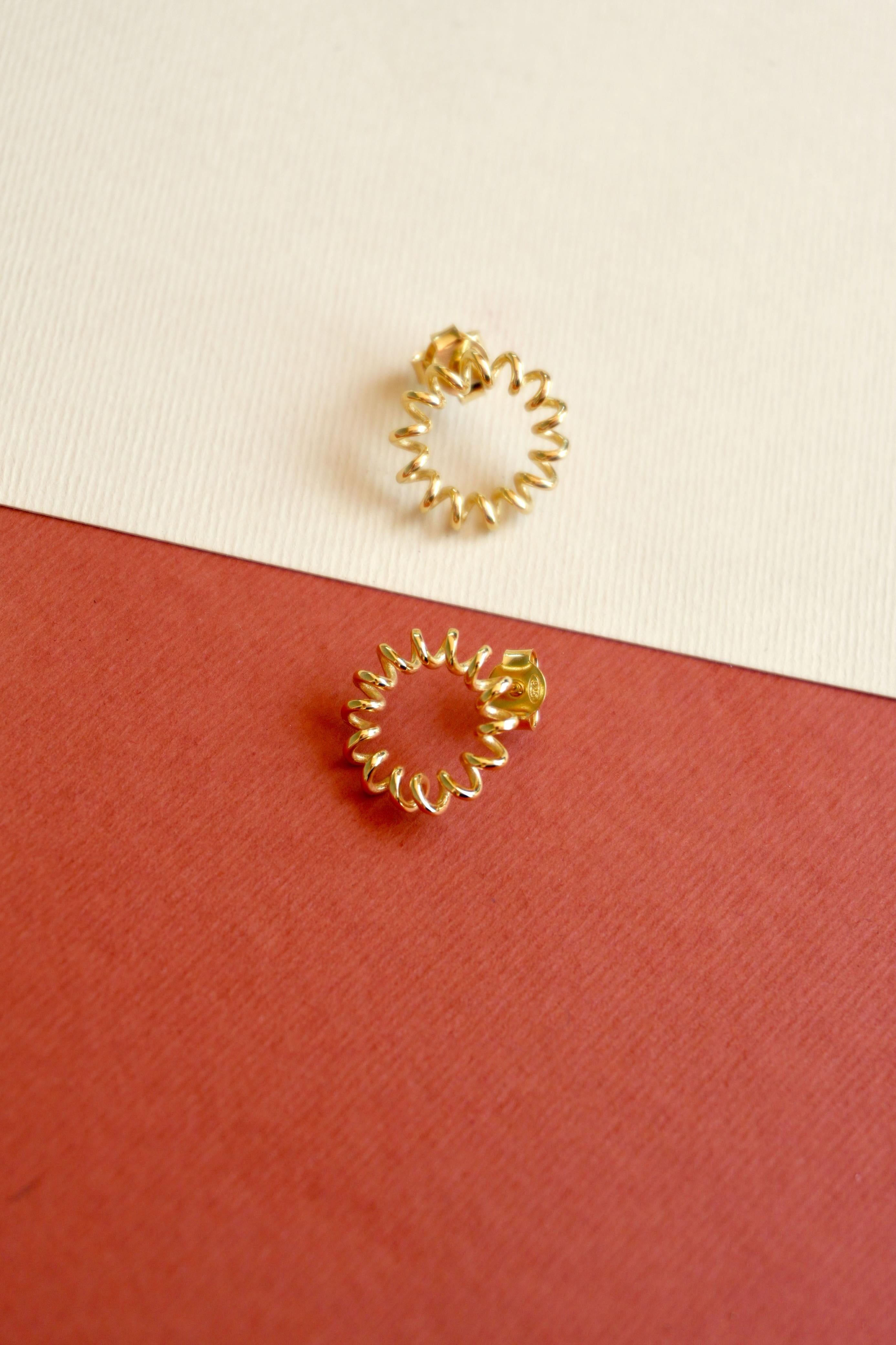 SPIRA Molla Circle Flat Ohrringe von V Design Lab