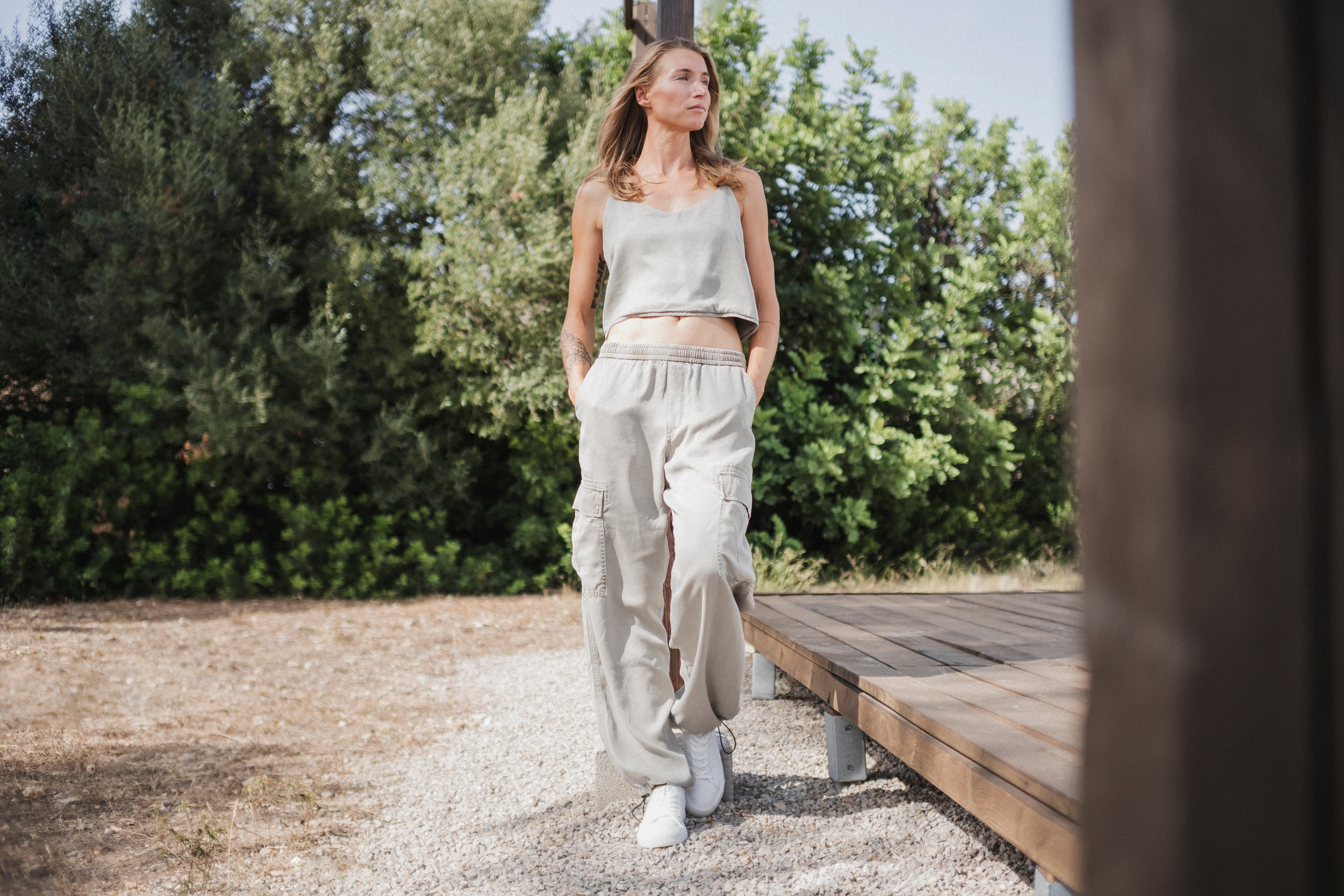 Beige Cargo Hose RAY Easy On aus 100% Tencel von Dawn Denim
