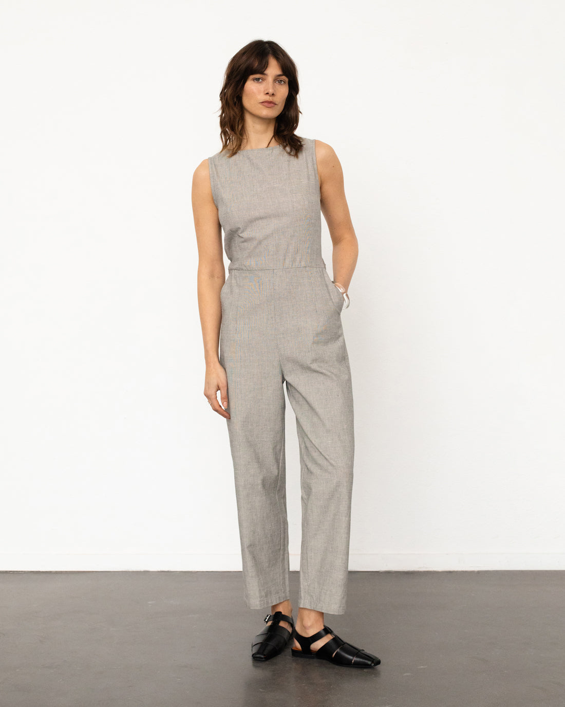 Grey jumpsuit made of 100% organic cotton by Rotholz