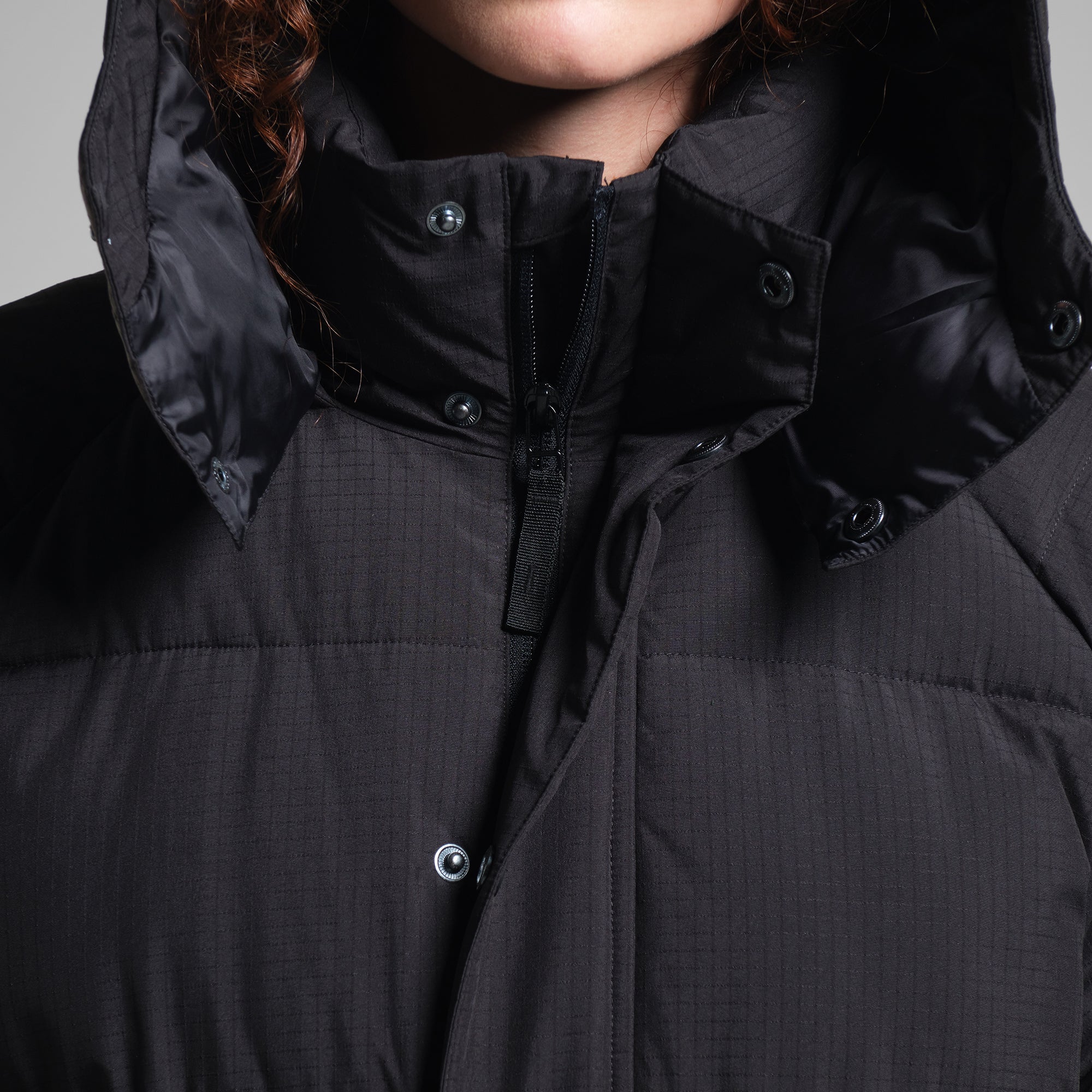 Parka Karmas aus recycleten Materialien von Dedicated in schwarz