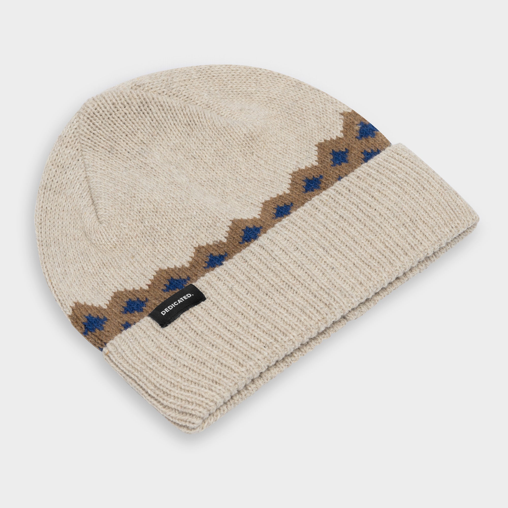 Beanie Hemavan Vallentuna aus recycled wool von Dedicated in beige