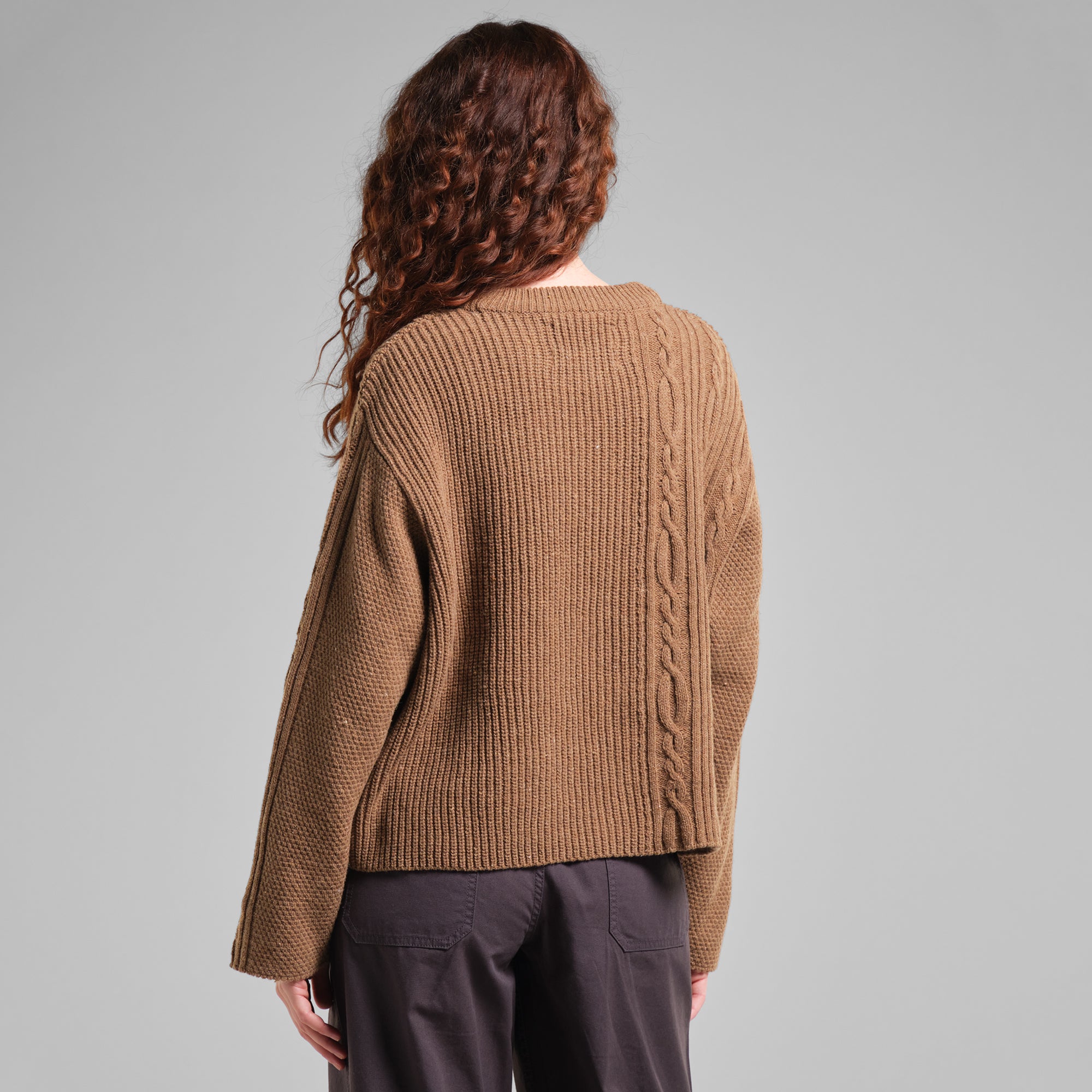 Strickpullover Limboda mit recylceter Wolle von Dedicated in camel Brown