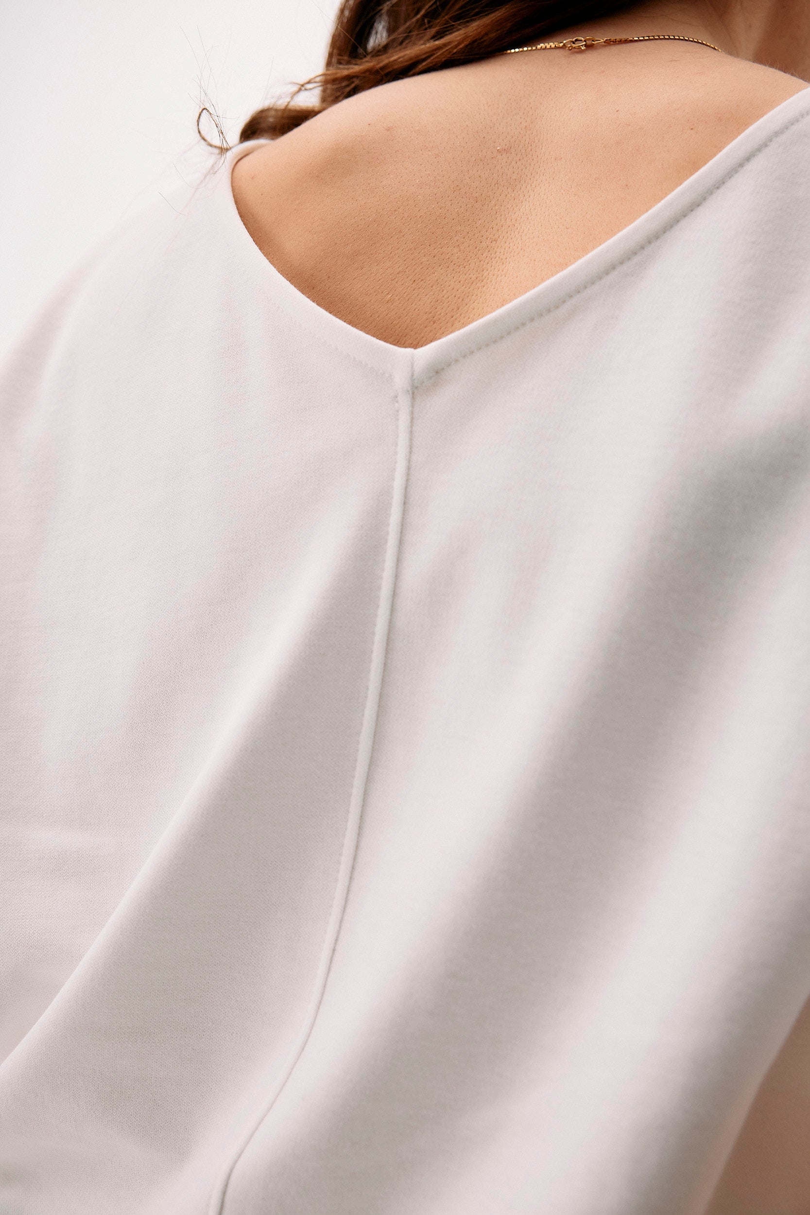 White, reversible T-shirt Pure made of 100% organic cotton by Moya Kala