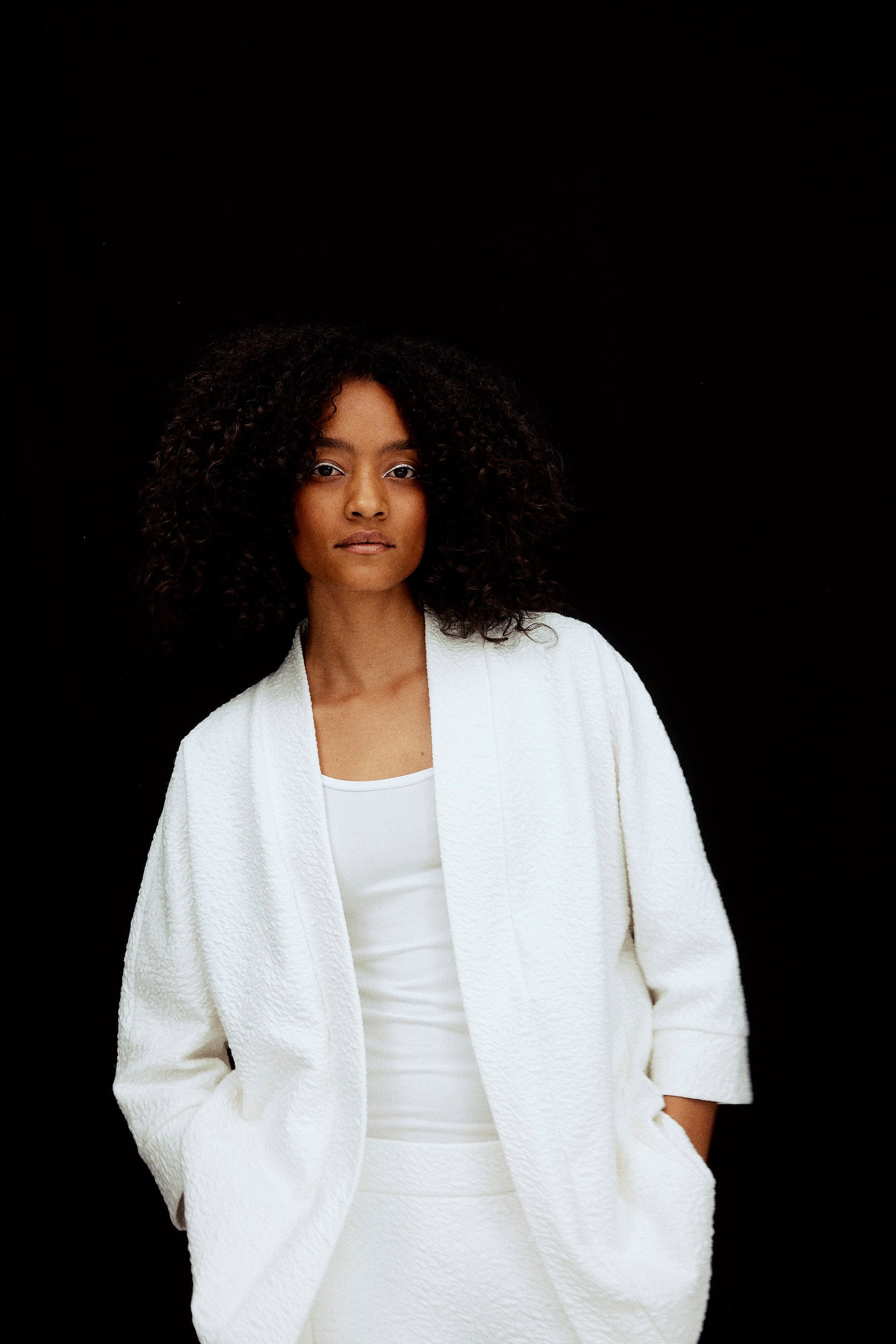 Botanic Jacket - vanilla white aus Bio Baumwolle mit Brennessel-Anteil von Moya Kala