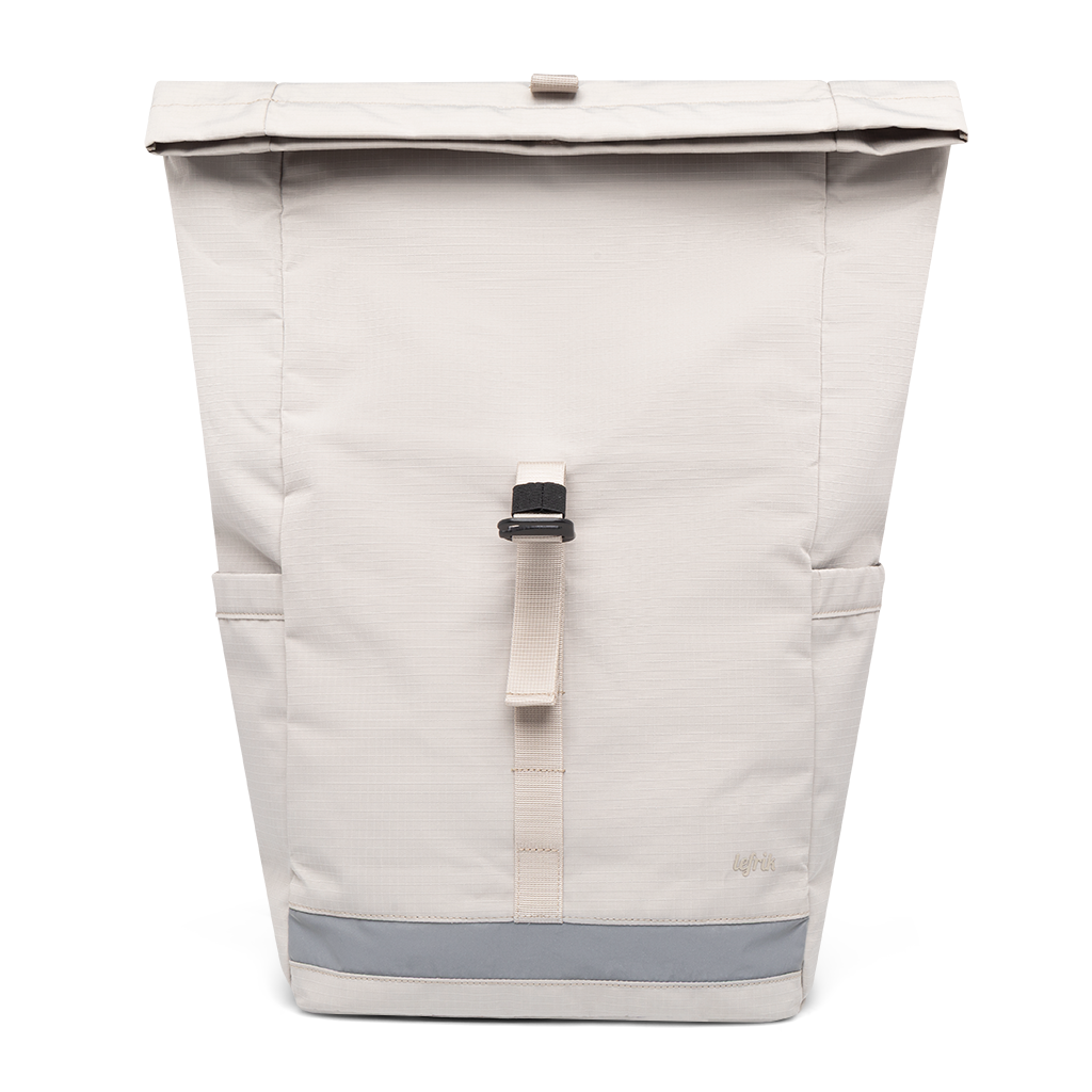 Weisser Rucksack Lars Roll Vandra aus recycelten PET-Flaschen von Lefrik