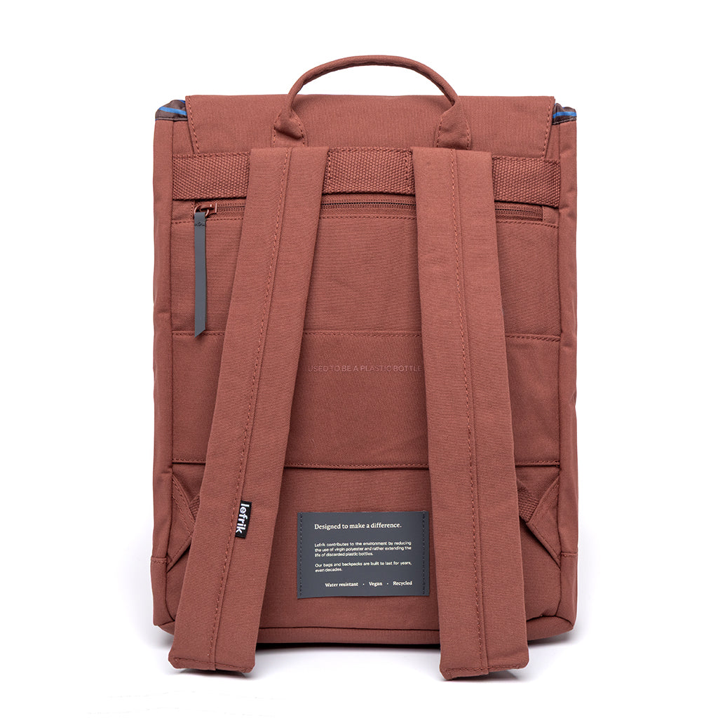 Roter Rucksack Scout Arles aus recycelten PET-Flaschen von Lefrik