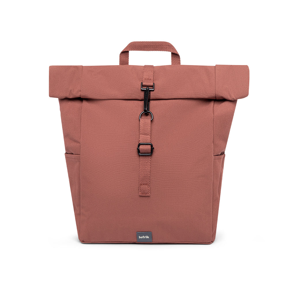 Roter Rucksack Roll Mini Arles aus recycelten PET-Plastikflaschen von Lefrik
