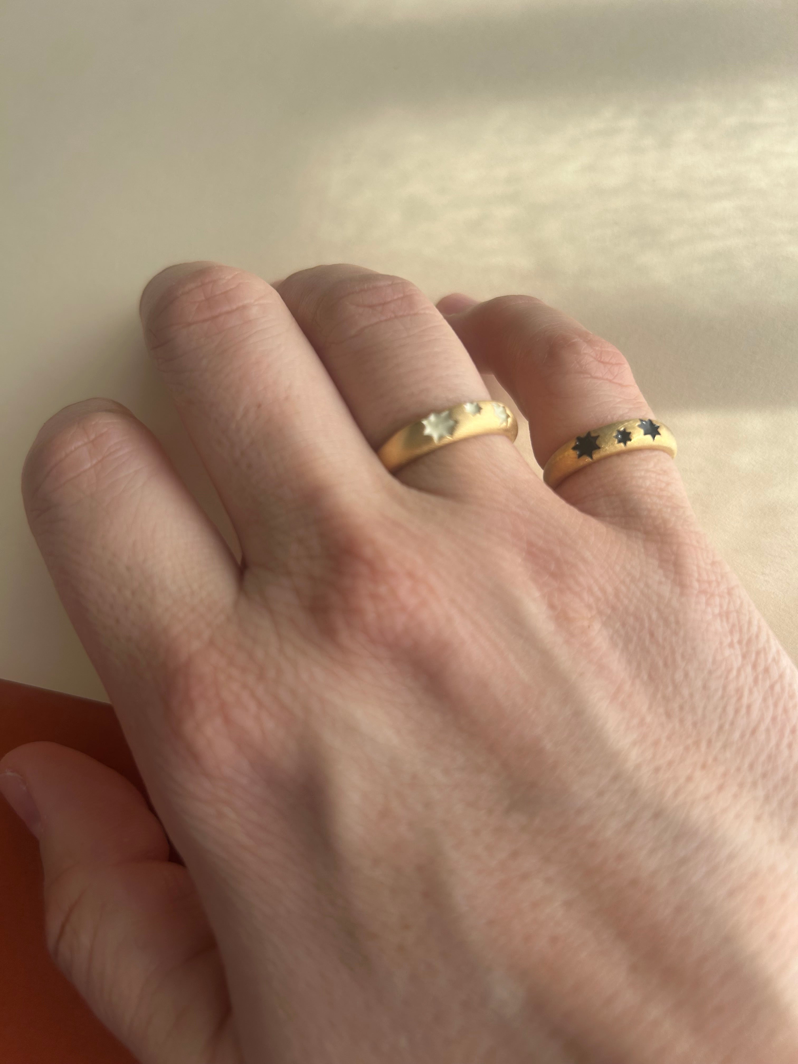 Bague STAR*ina émail blanc cassé édition limitée