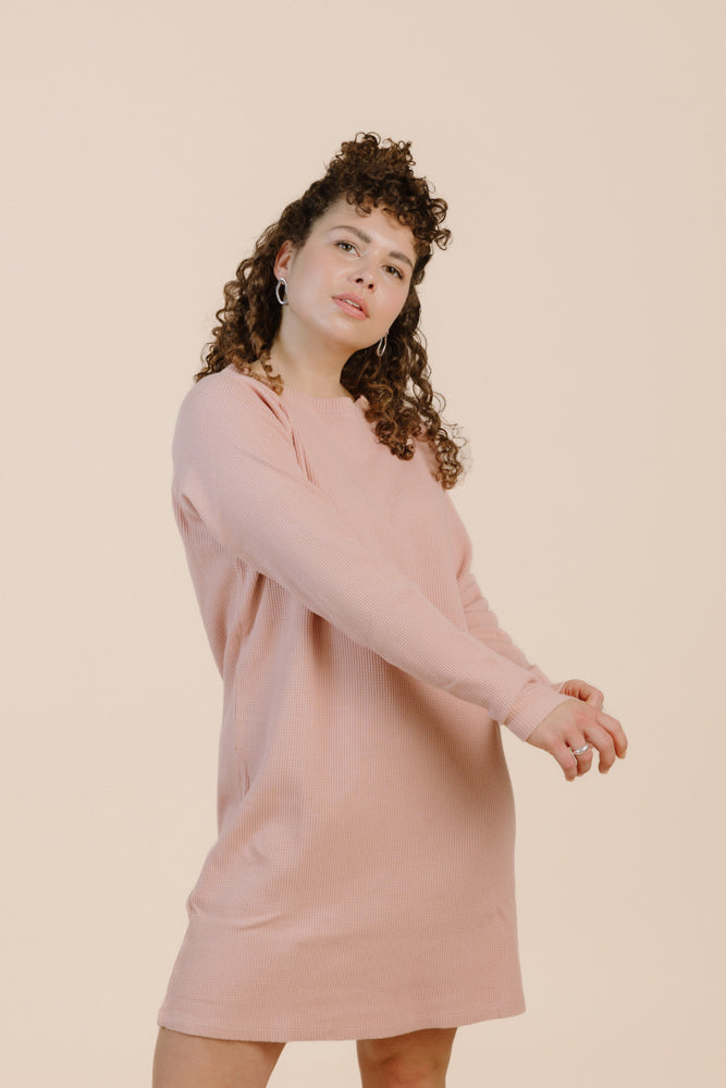 Robe rose AYANA en coton 100% biologique de Pura Clothing