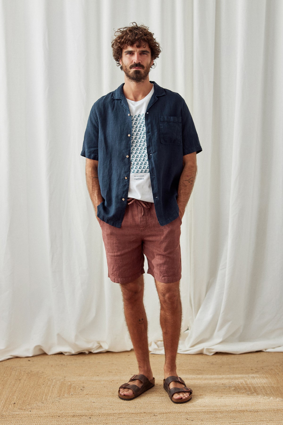 Short pants BAGAAT in brown made of linen by TWOTHIRDS