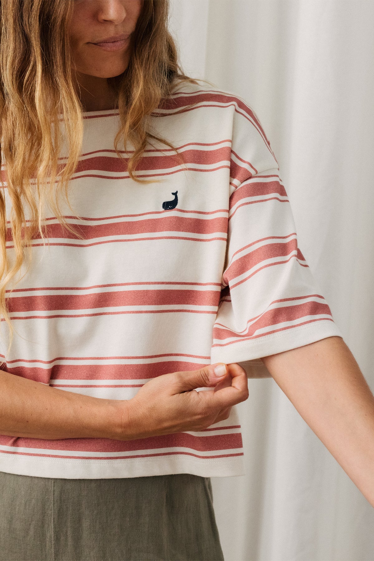 Shirt FINGAL in rose-off-white striped made of organic cotton by TWOTHIRDS