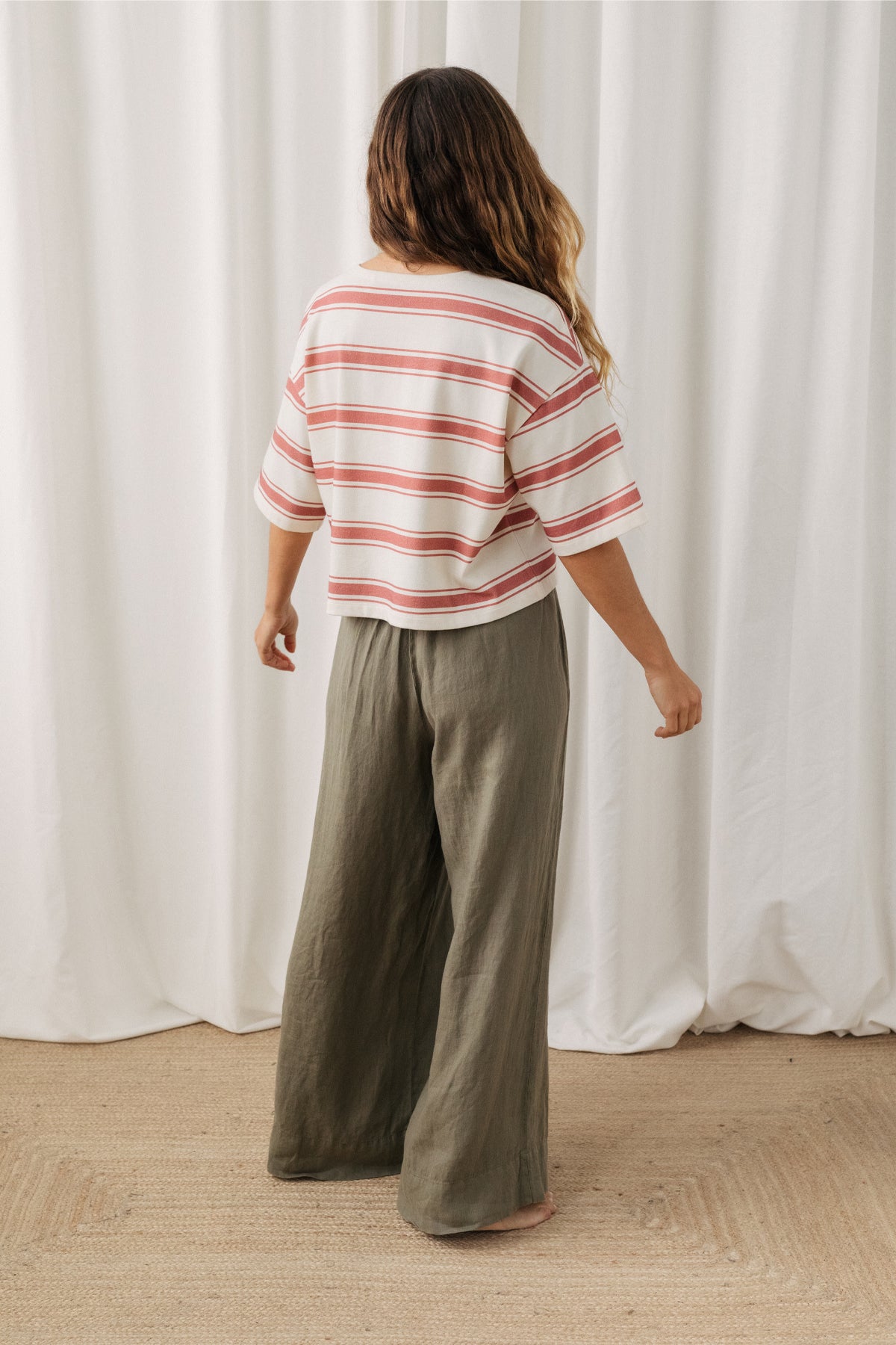 Shirt FINGAL in rose-off-white striped made of organic cotton by TWOTHIRDS