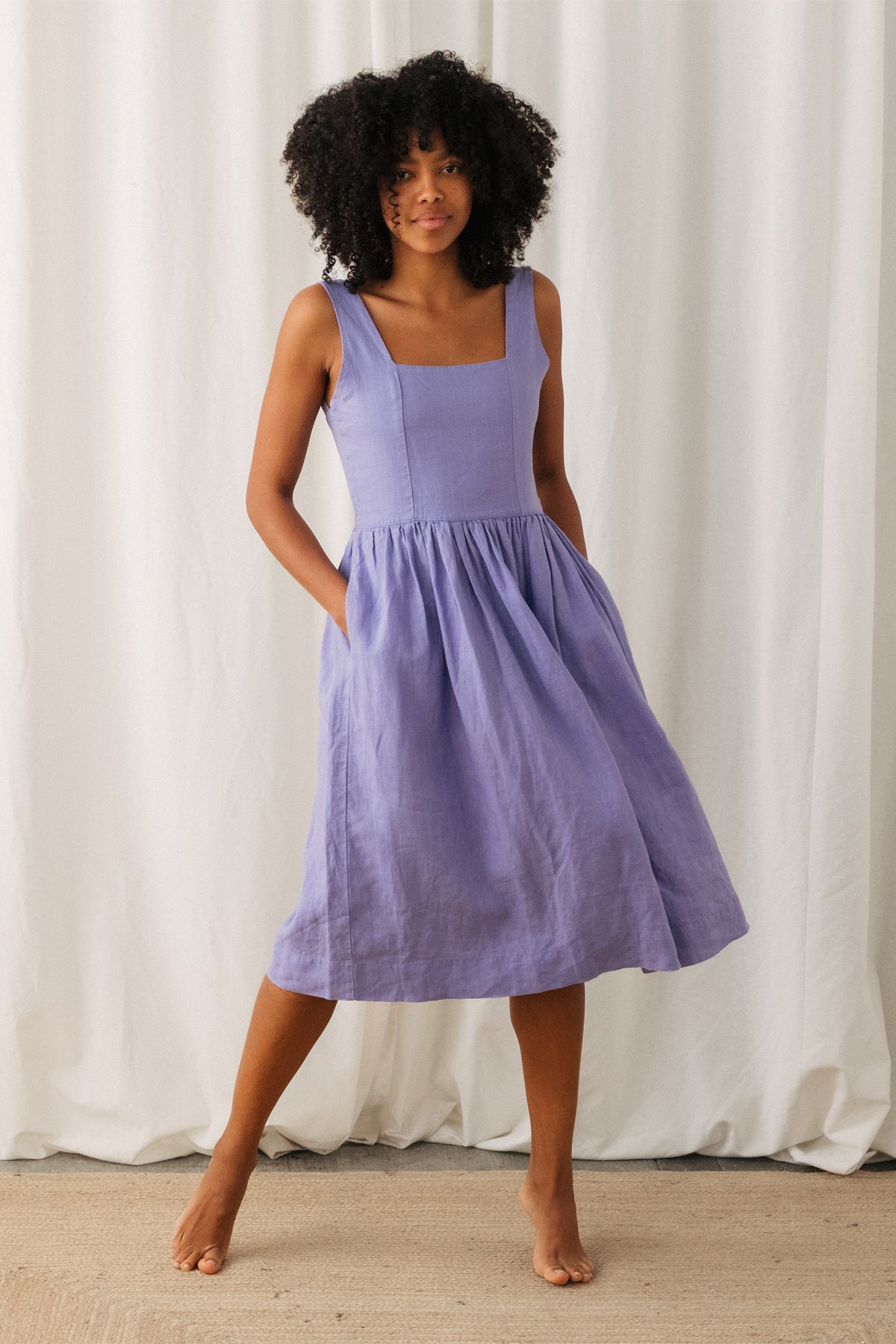 Linen dress SAO MIGUEL in purple from TWOTHIRDS