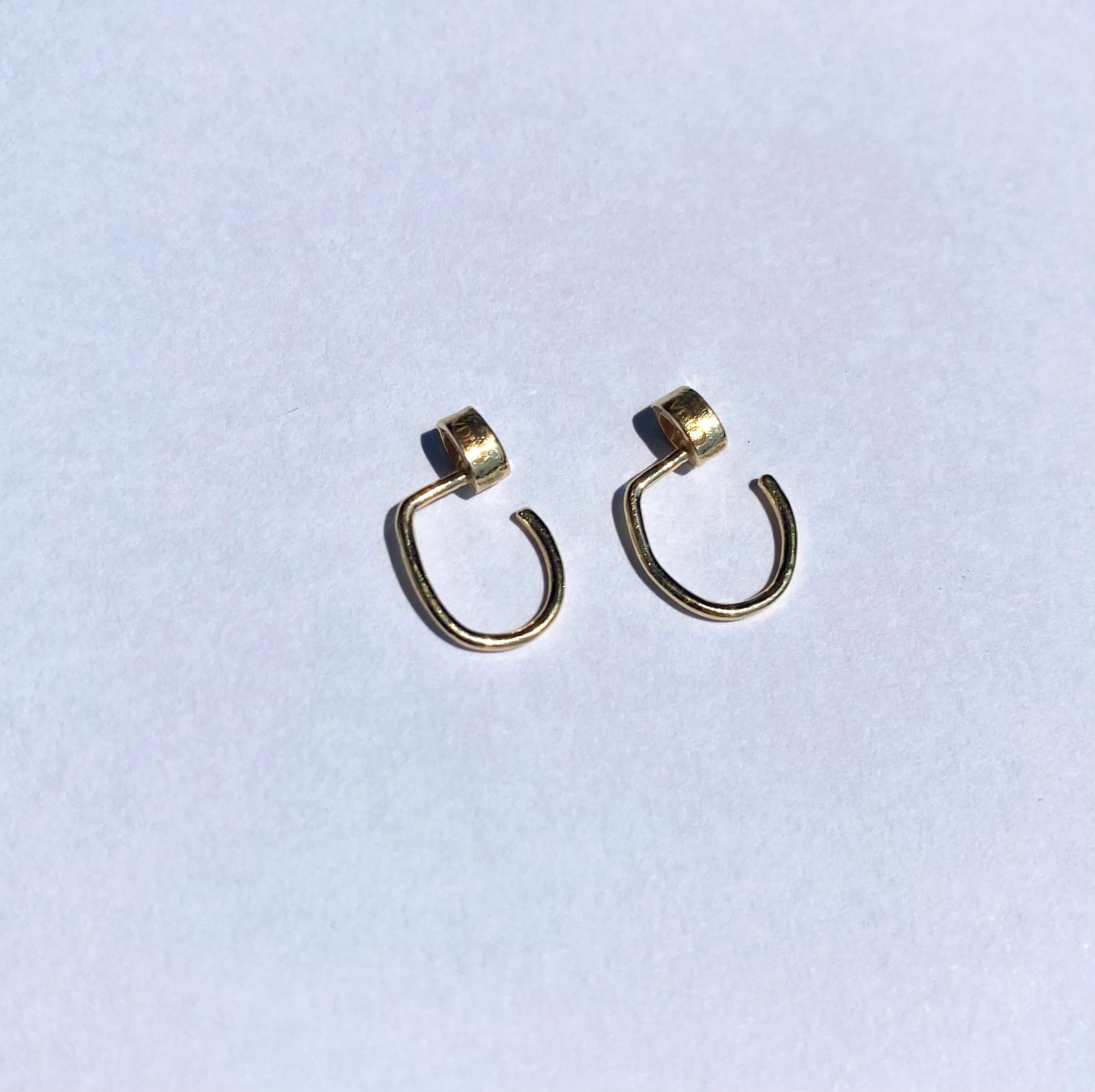 Zirconia ESSENTIALS earrings in gold by V Design Lab