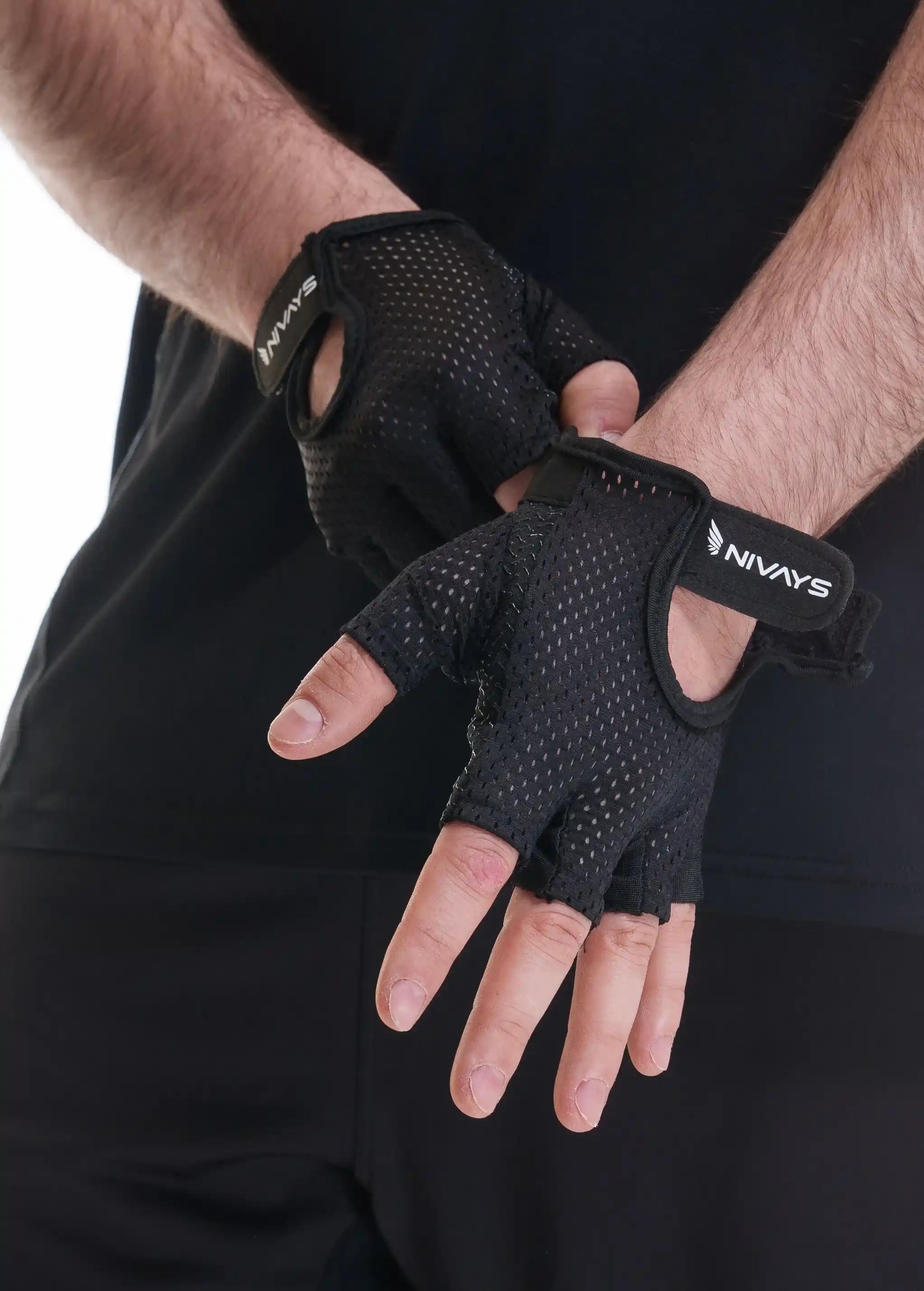 Nivays Black Workout Gloves Crew in Recycled Polyester