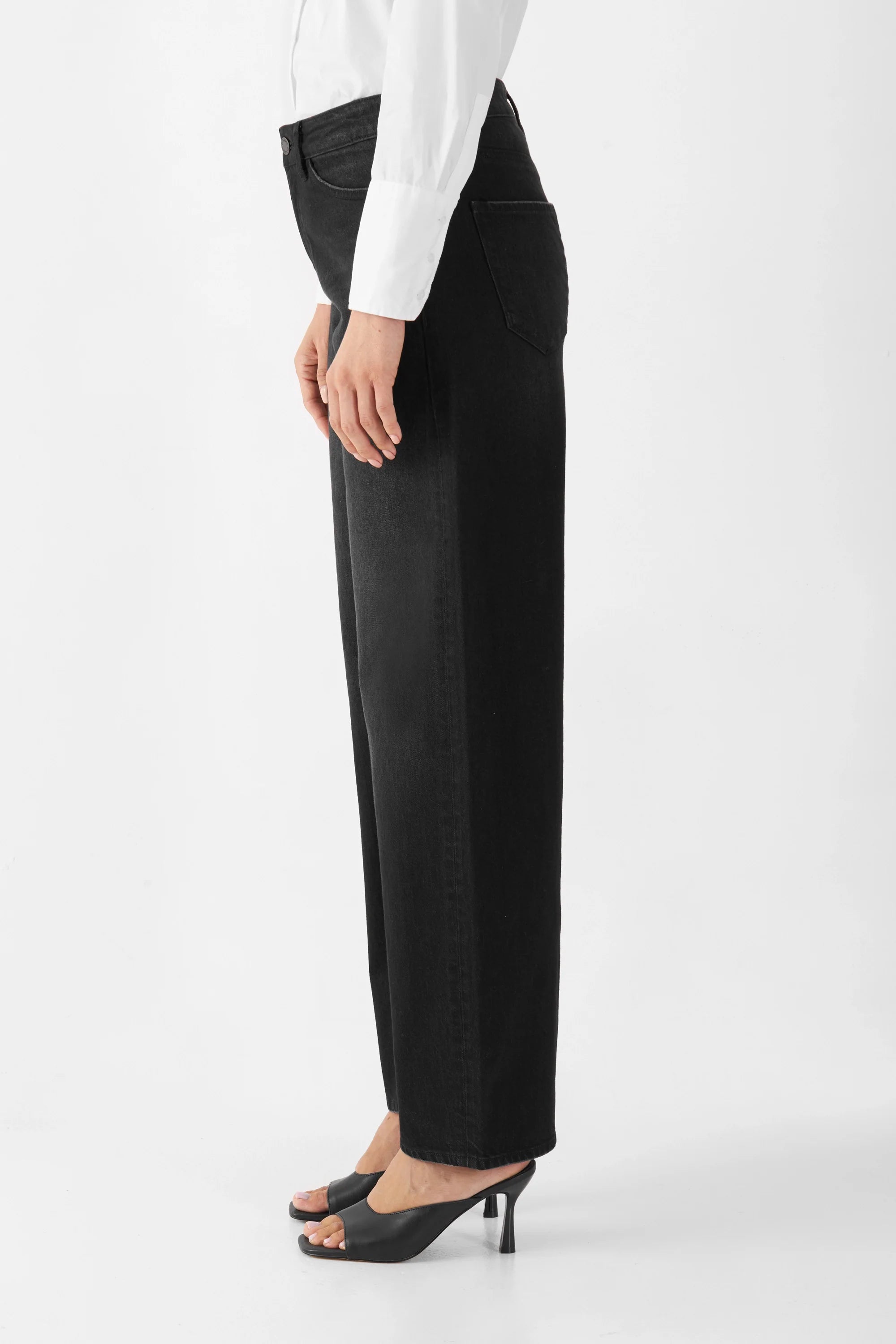 Black ASH Barrel Leg jeans made from organic cotton by Dawn Denim