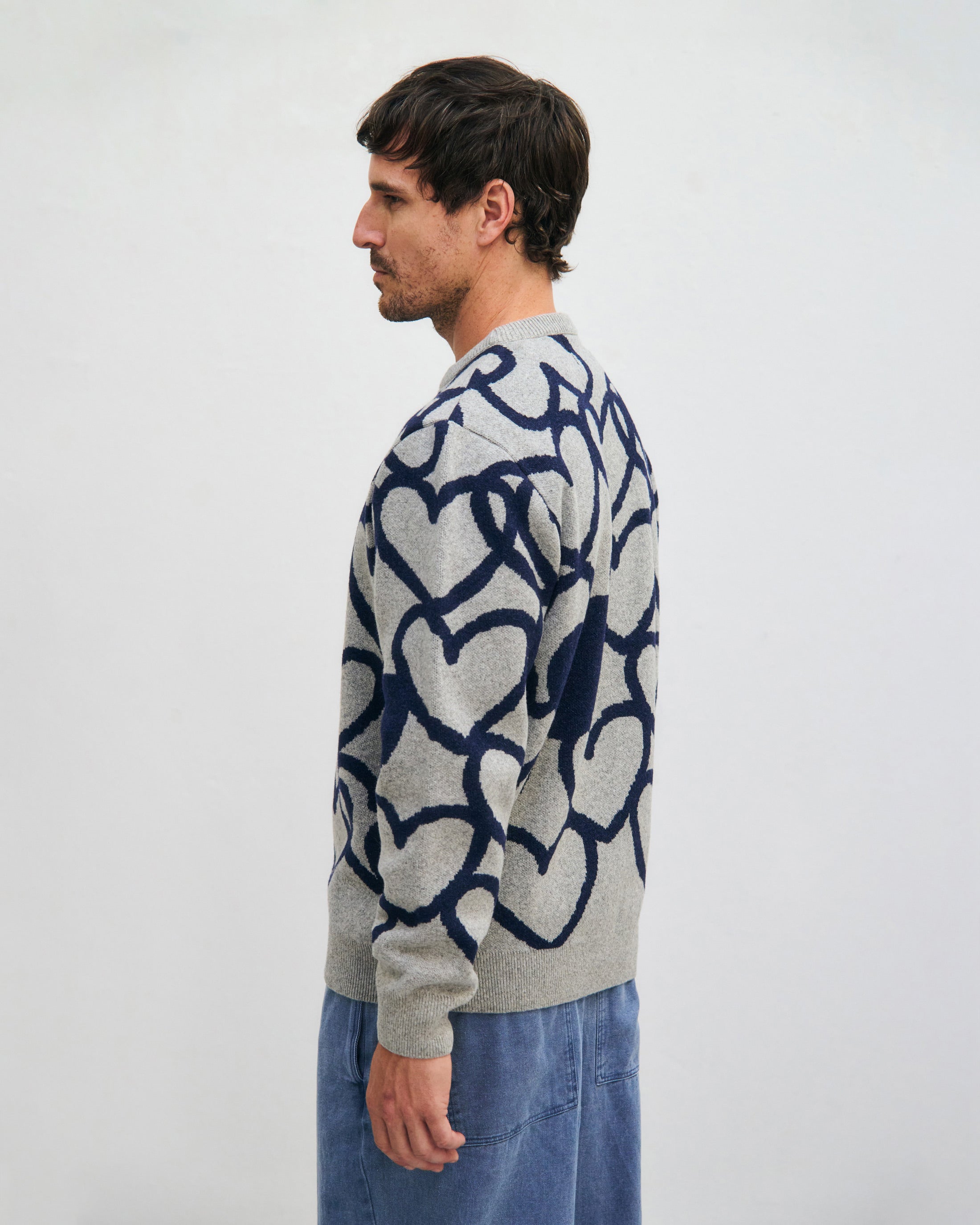 Hellgrauer Strick-Sweater Affection aus recycelter Wolle von Rotholz