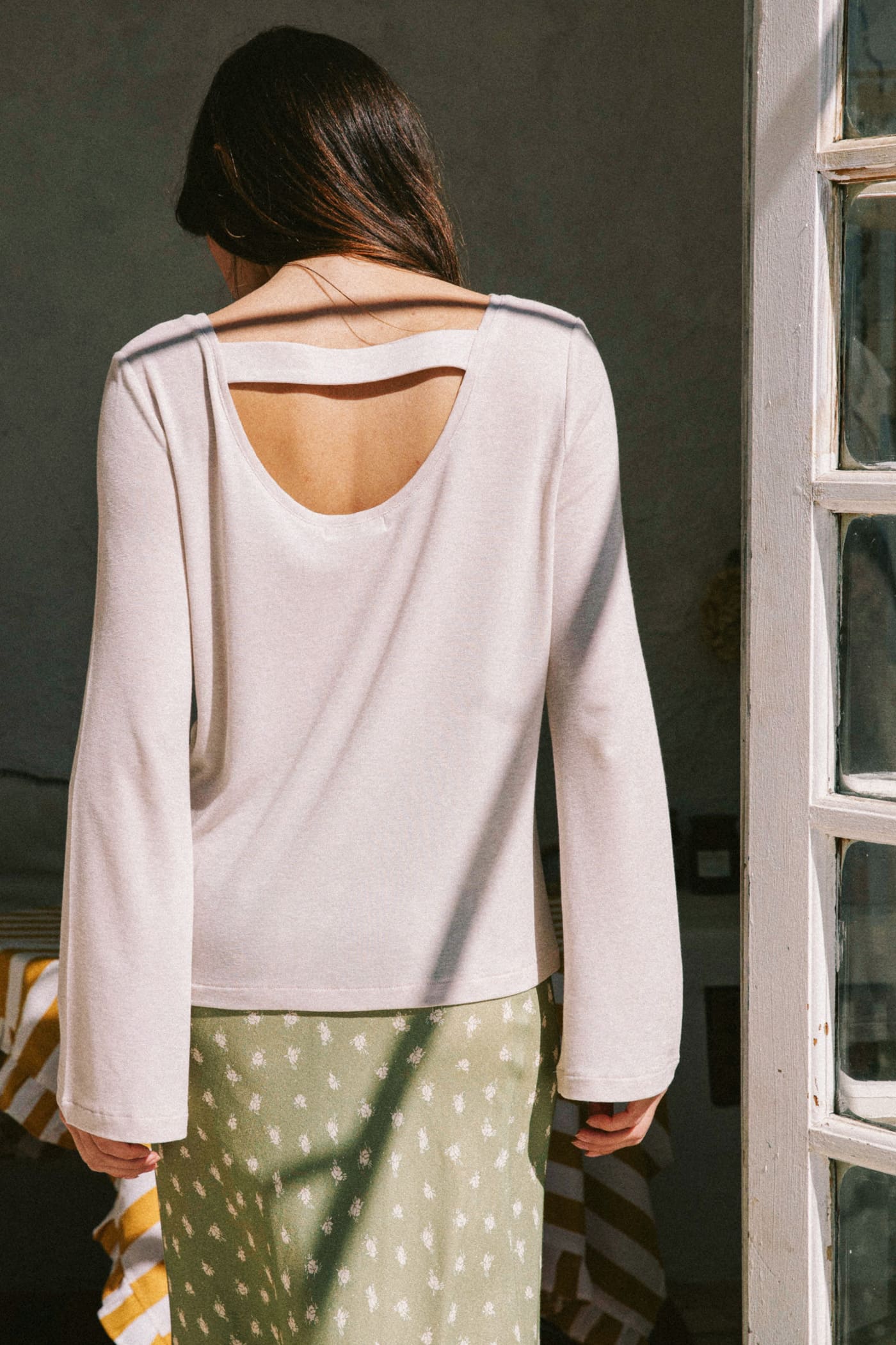 White long-sleeved shirt Abelia made of Tencel and merino wool by Avani