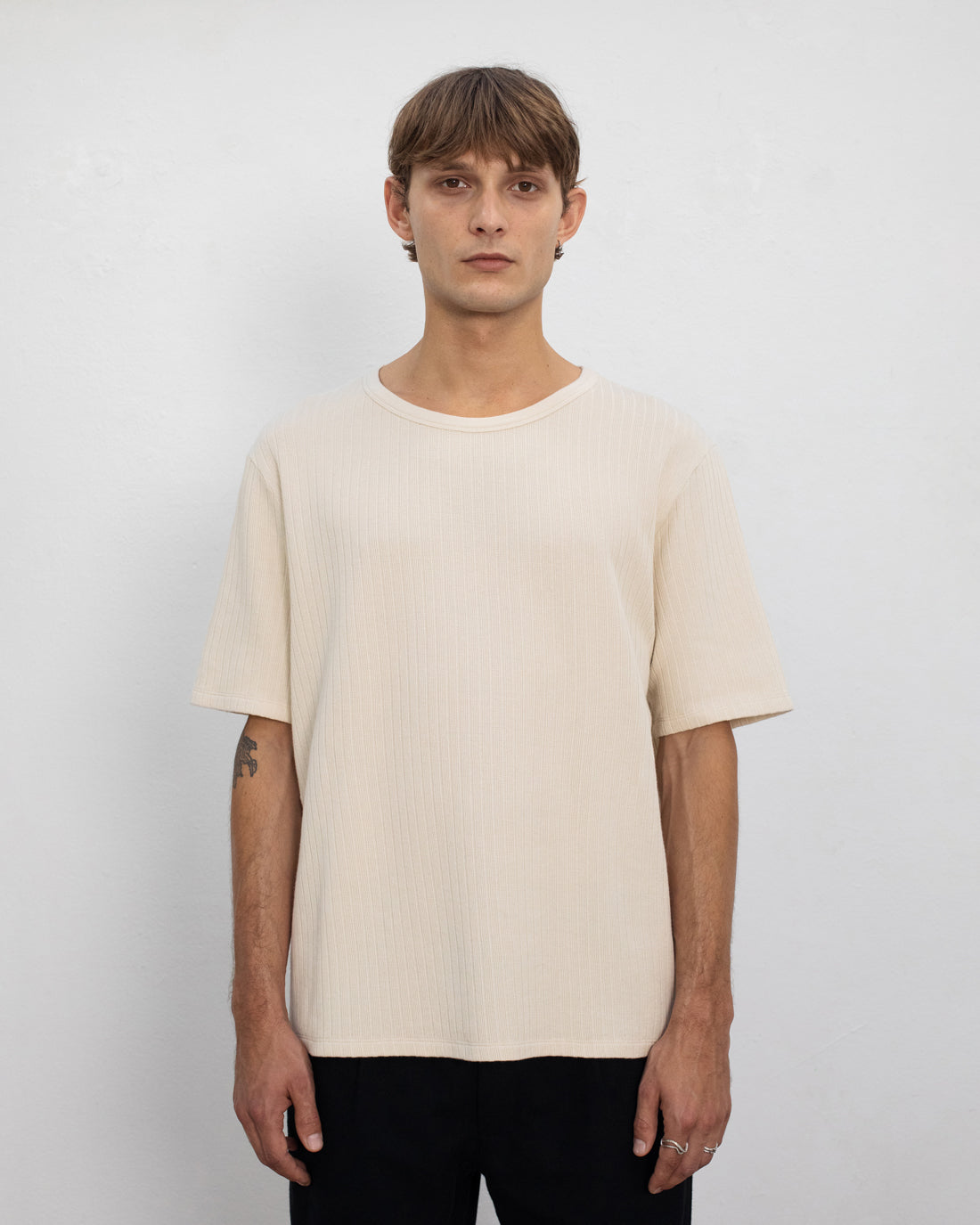 Beiges T-Shirt aus 100% Bio-Baumwolle von Rotholz