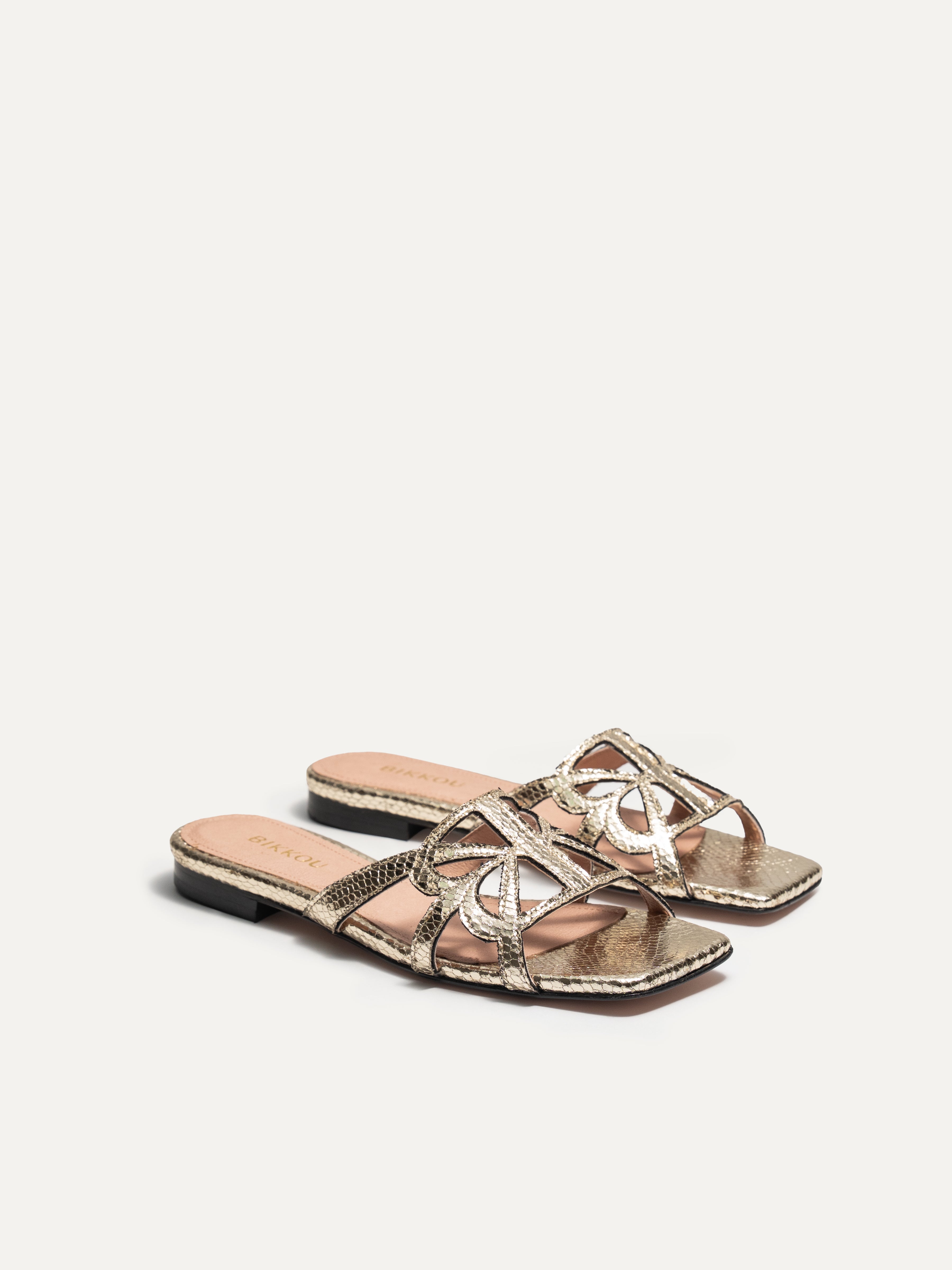 Golden mules 7 pm Sunset at the beach in Python Specchio by Bikkou