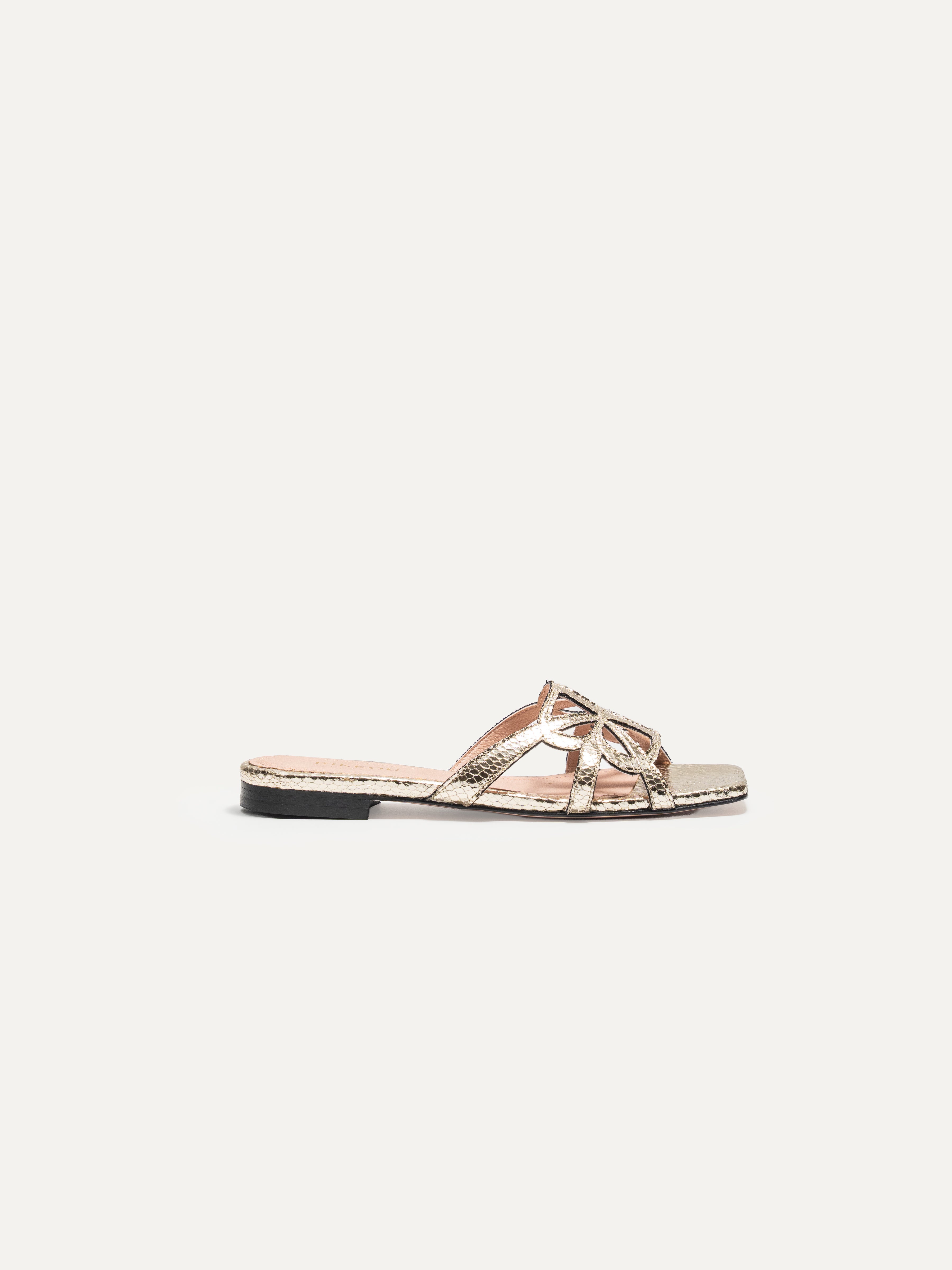 Golden mules 7 pm Sunset at the beach in Python Specchio by Bikkou