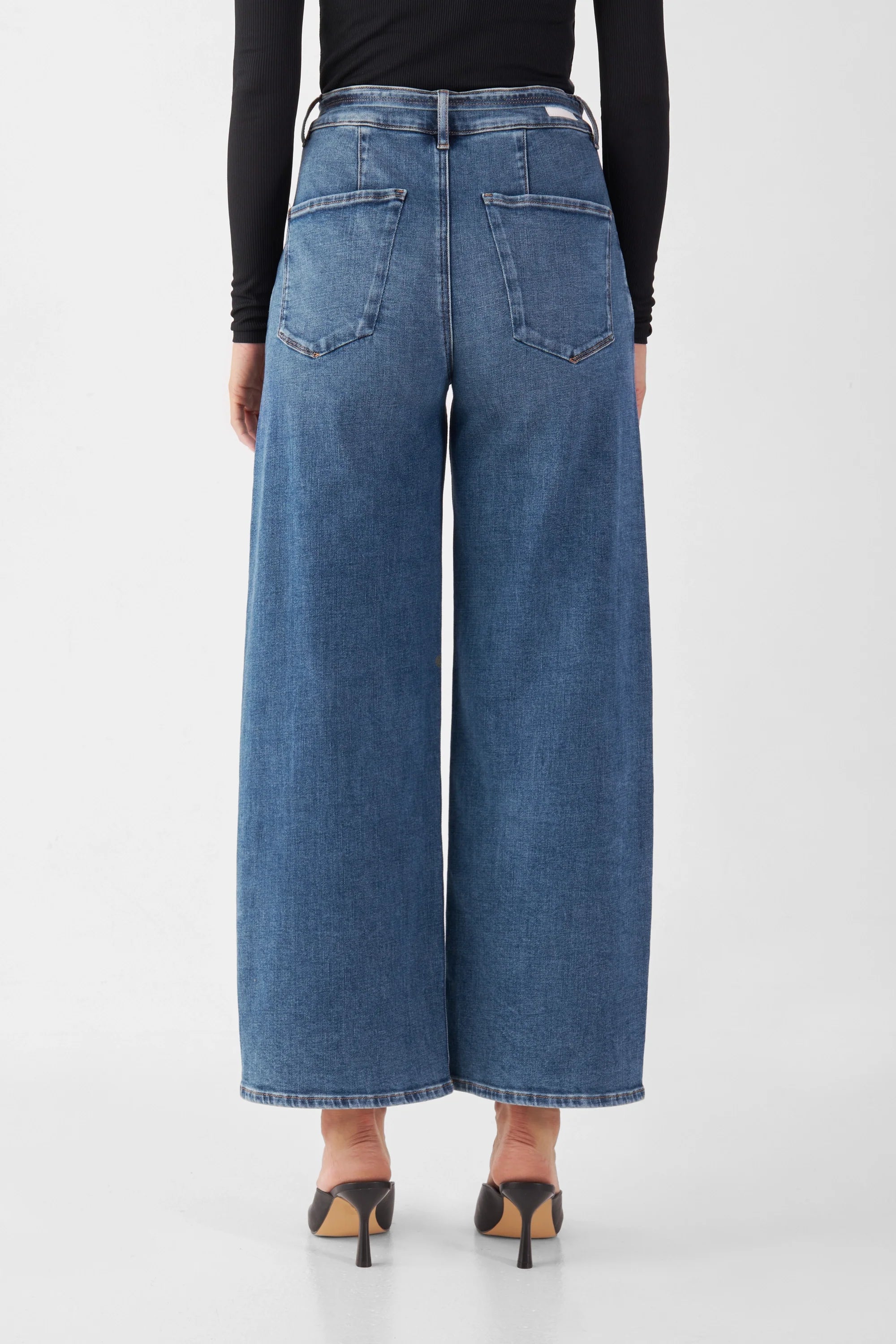 Blue BLINK High Waist Jeans made from organic cotton by Dawn Denim