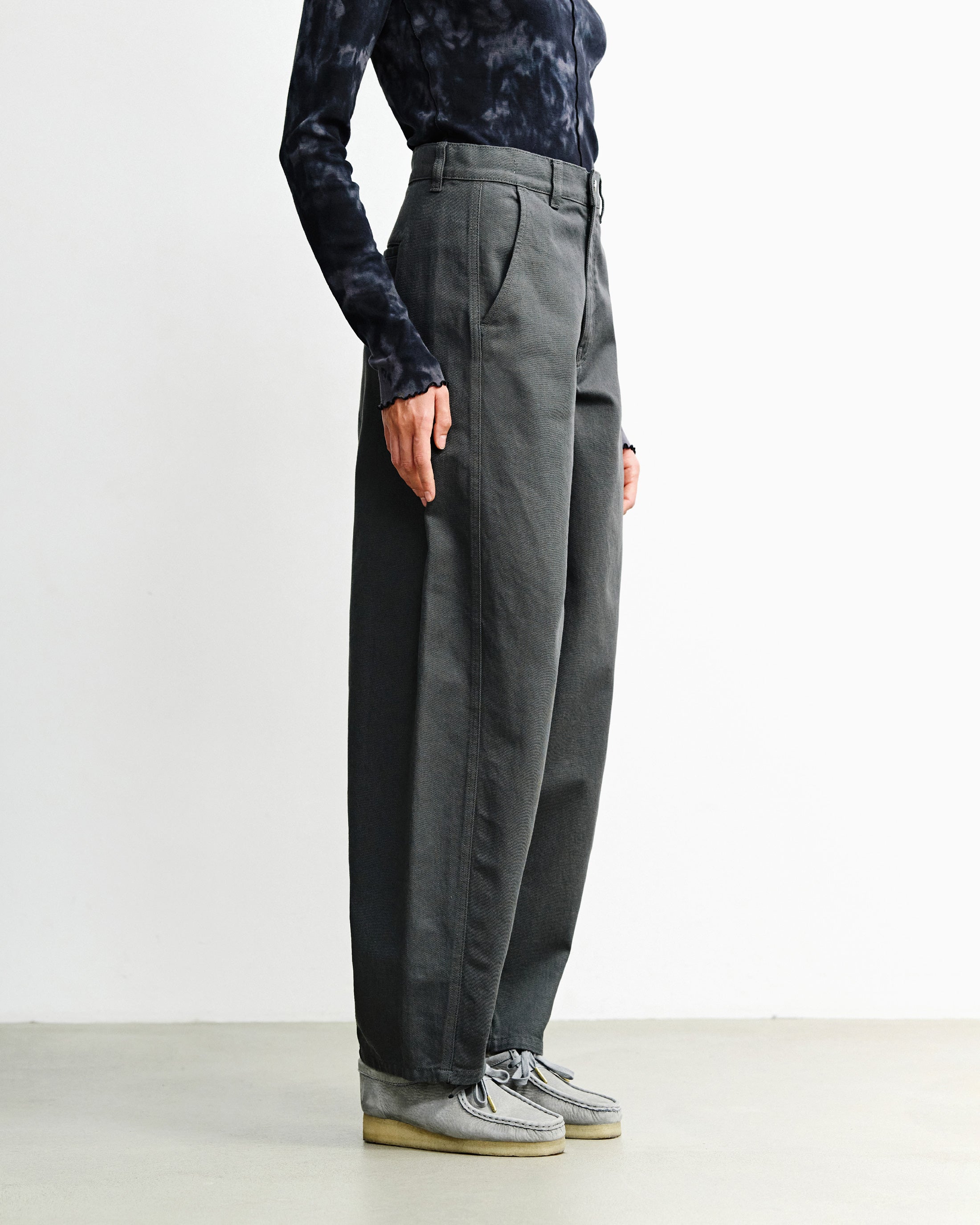 Graue Hose Barrel-Leg aus 100% Bio-Baumwolle von Rotholz